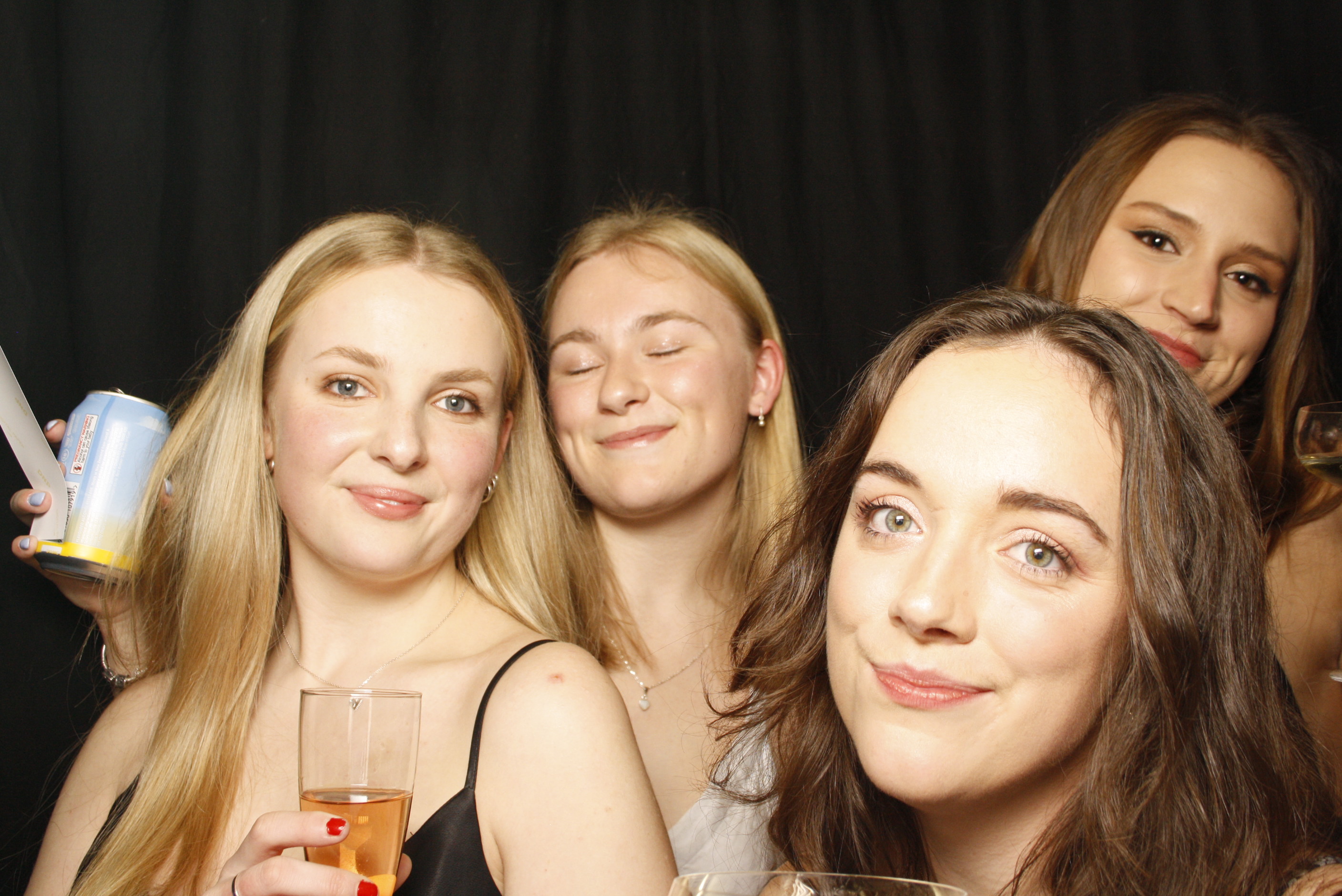 Freya's 21st ... 2024 | View more photos from the event at wgtngallery.classicphotobooths.co.nz/u/wgtncpbgallery/Freyas-21st-2024