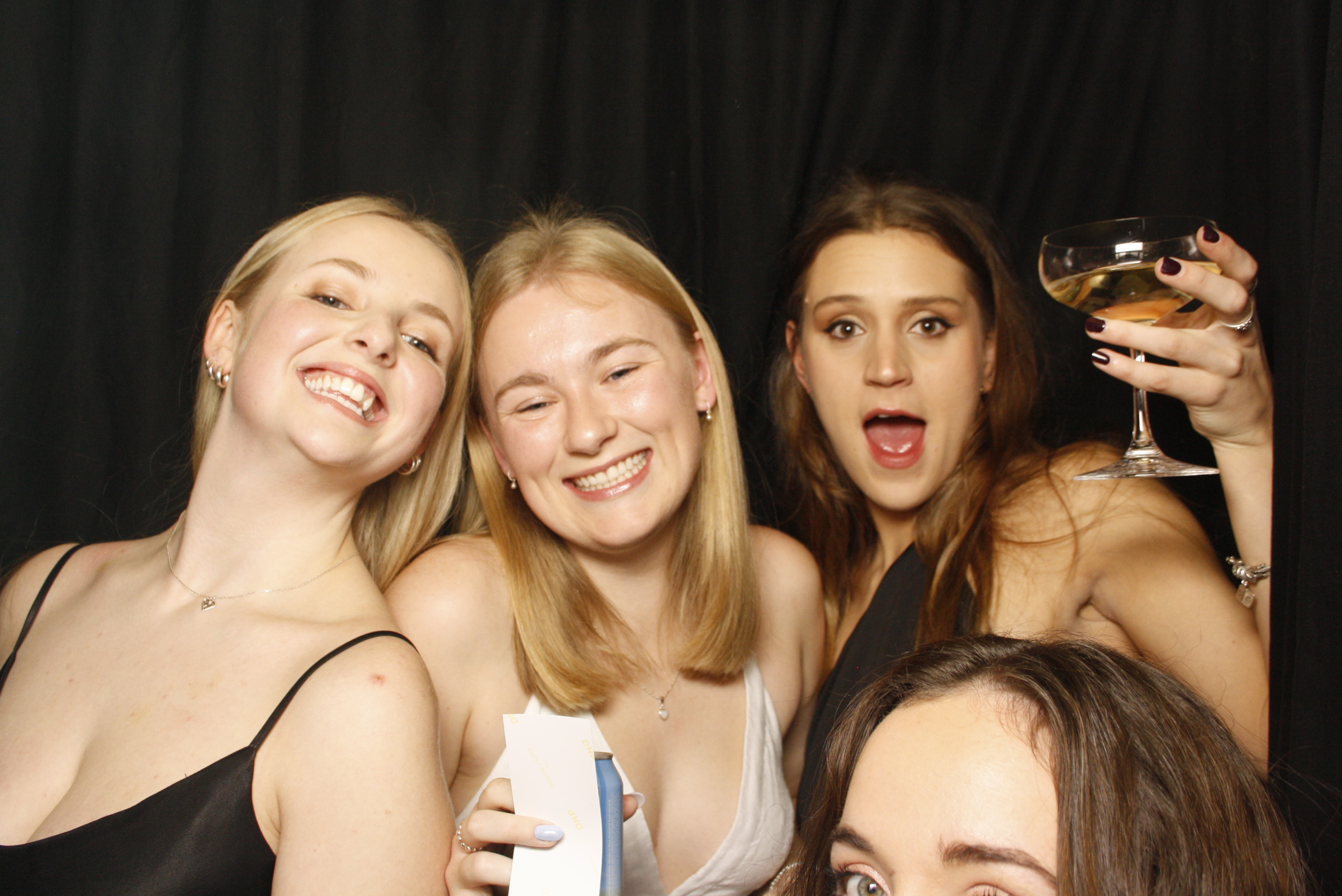 Freya's 21st ... 2024 | View more photos from the event at wgtngallery.classicphotobooths.co.nz/u/wgtncpbgallery/Freyas-21st-2024