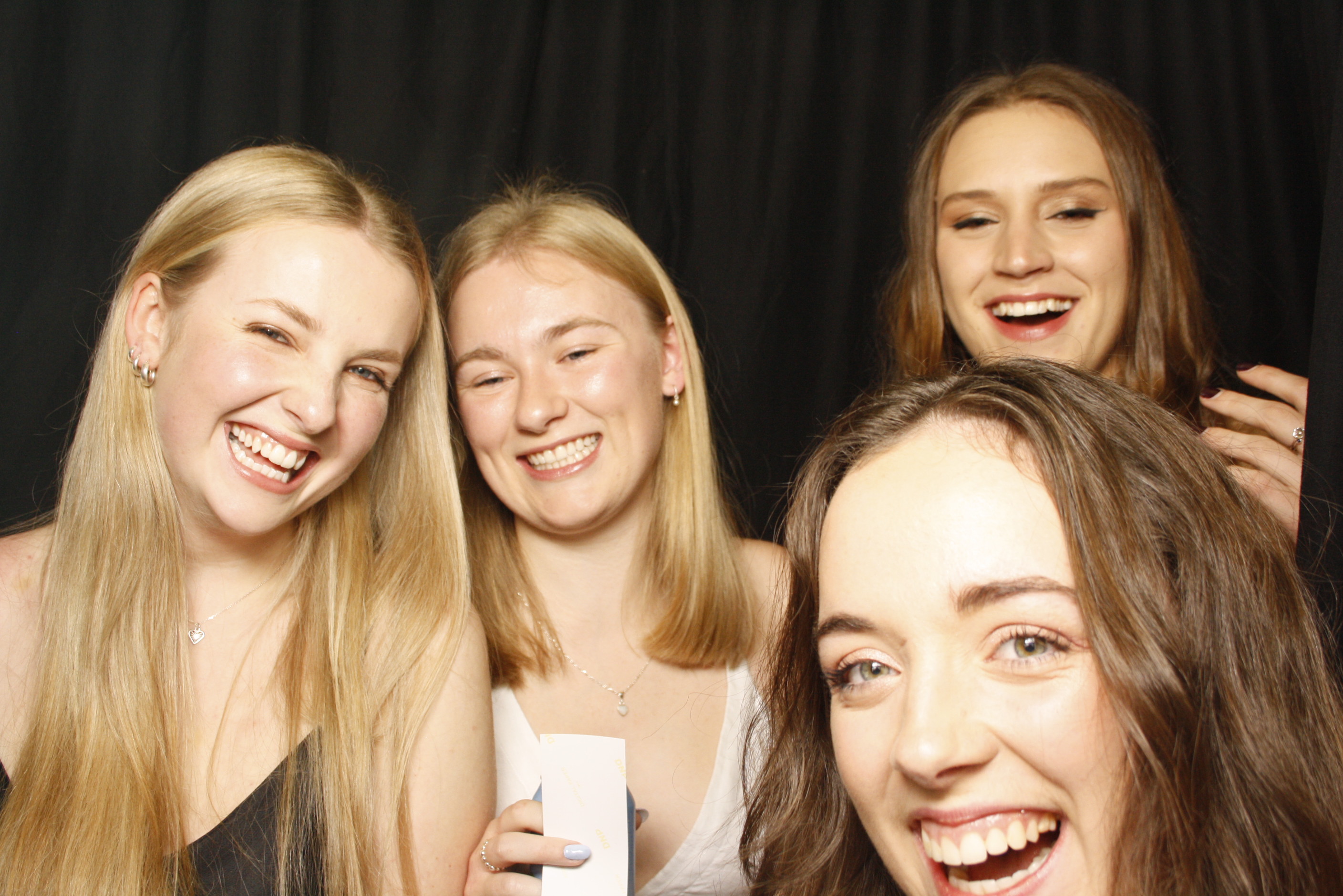 Freya's 21st ... 2024 | View more photos from the event at wgtngallery.classicphotobooths.co.nz/u/wgtncpbgallery/Freyas-21st-2024