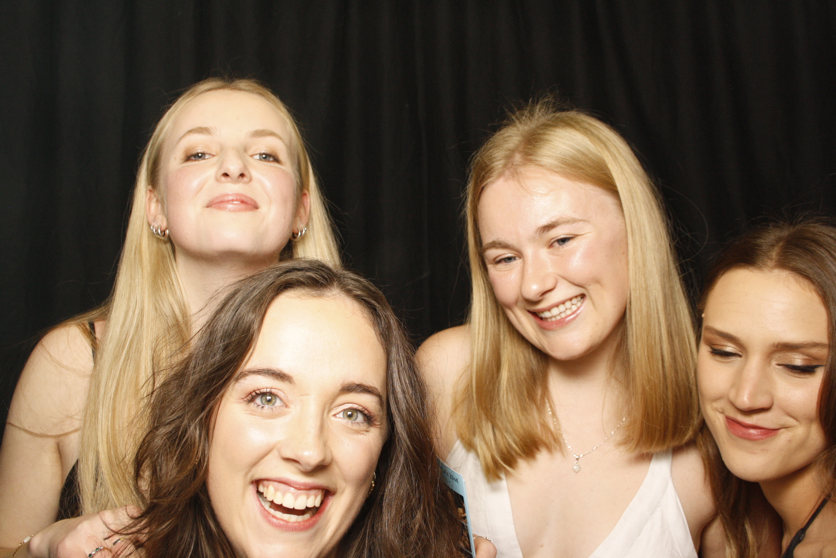 Freya's 21st ... 2024 | View more photos from the event at wgtngallery.classicphotobooths.co.nz/u/wgtncpbgallery/Freyas-21st-2024