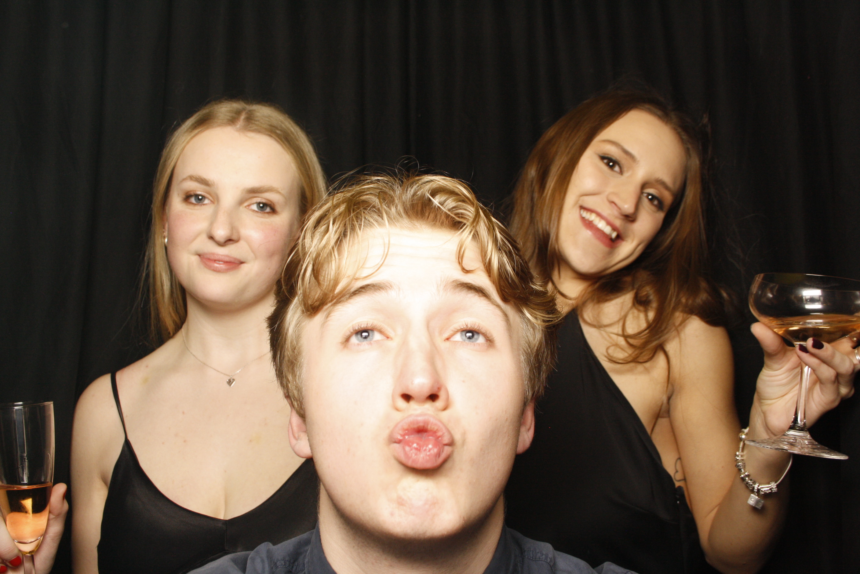 Freya's 21st ... 2024 | View more photos from the event at wgtngallery.classicphotobooths.co.nz/u/wgtncpbgallery/Freyas-21st-2024