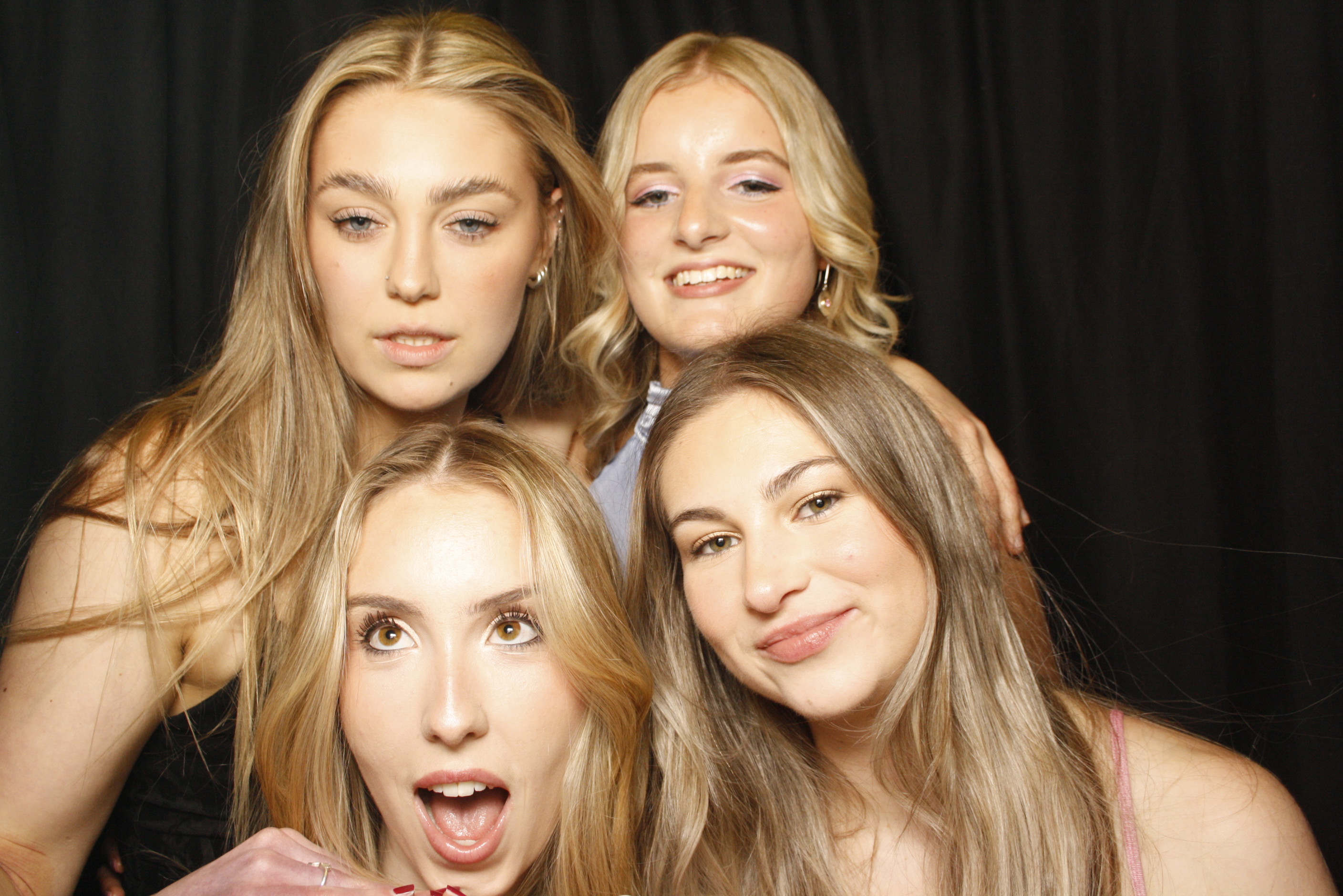 Freya's 21st ... 2024 | View more photos from the event at wgtngallery.classicphotobooths.co.nz/u/wgtncpbgallery/Freyas-21st-2024