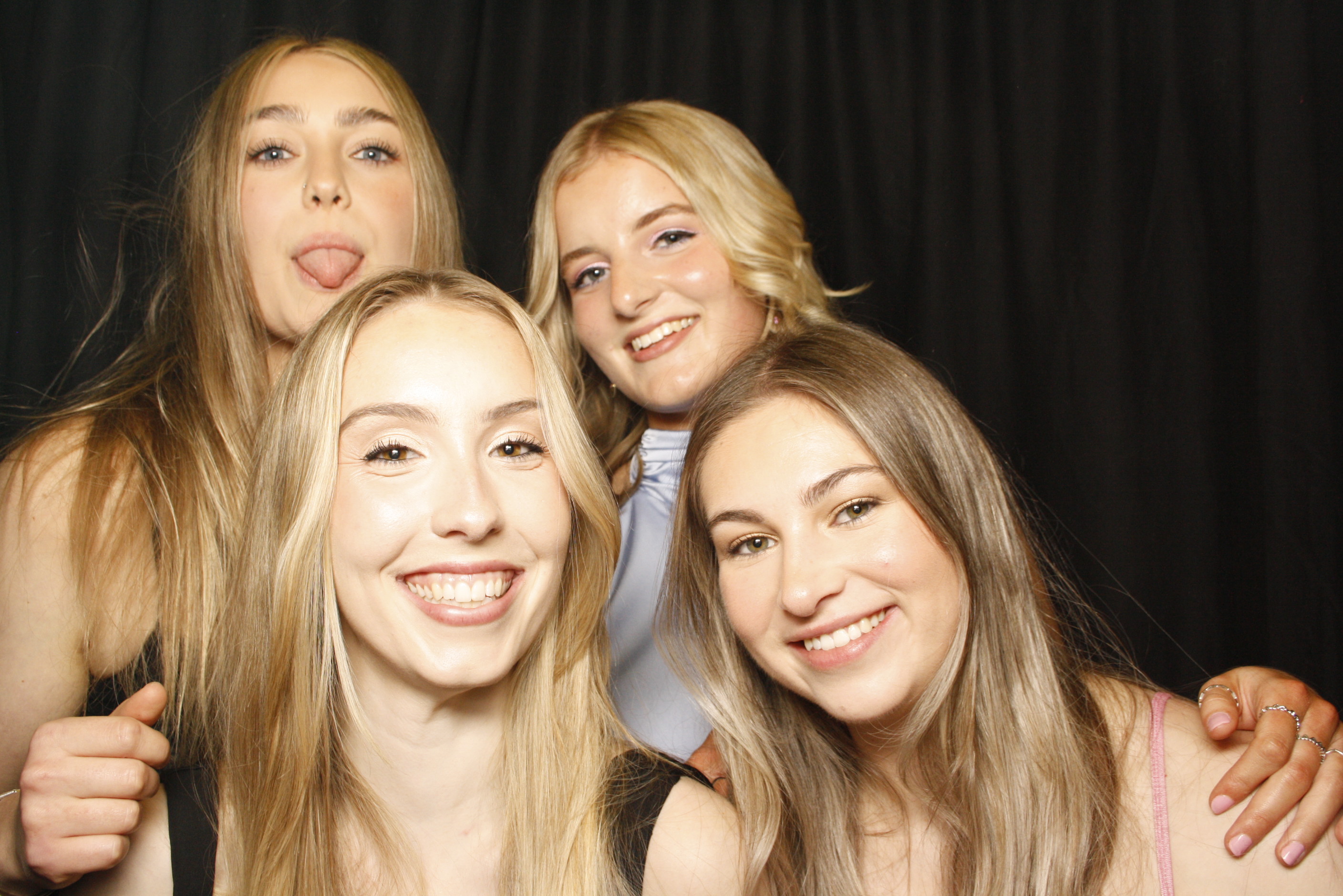 Freya's 21st ... 2024 | View more photos from the event at wgtngallery.classicphotobooths.co.nz/u/wgtncpbgallery/Freyas-21st-2024