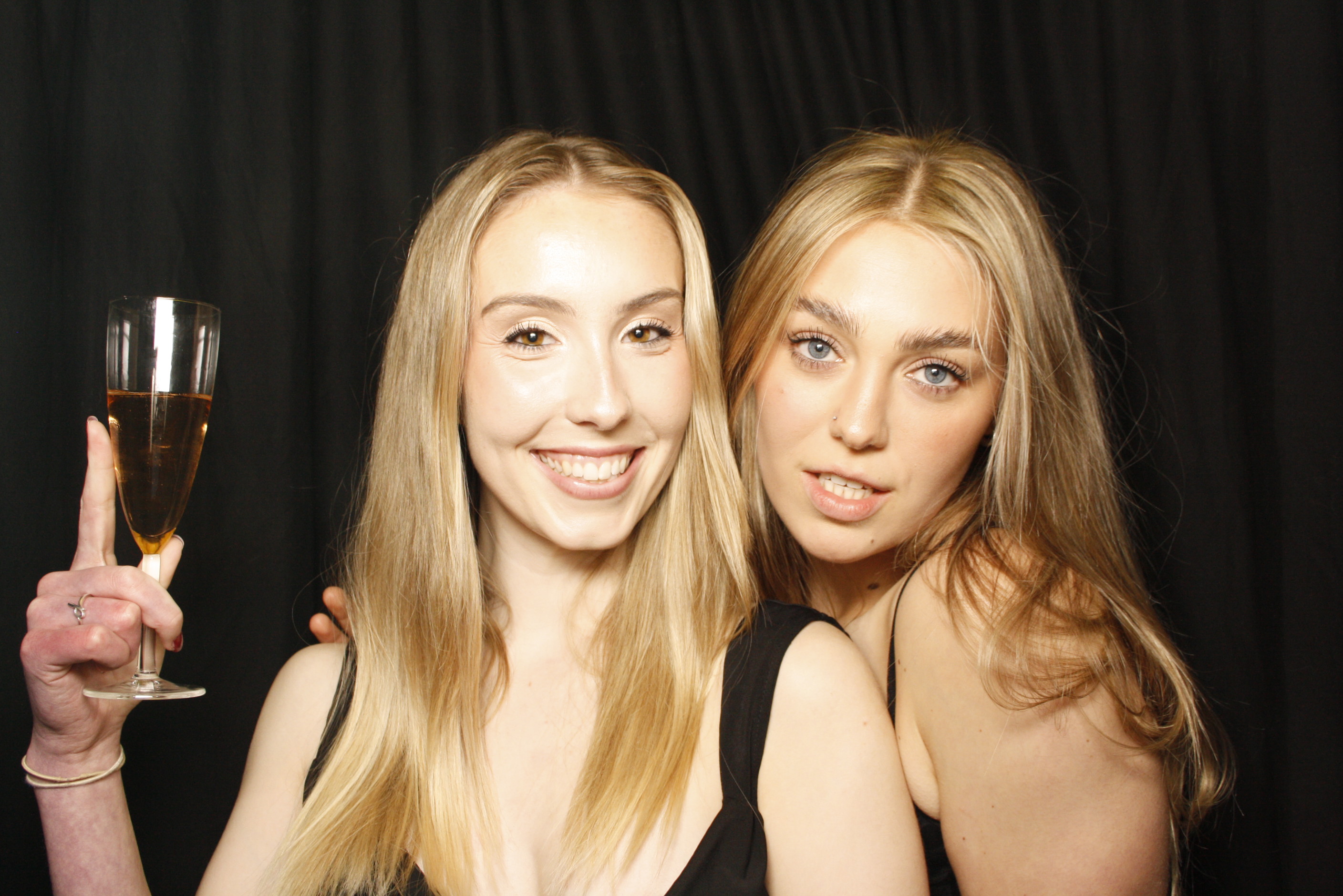 Freya's 21st ... 2024 | View more photos from the event at wgtngallery.classicphotobooths.co.nz/u/wgtncpbgallery/Freyas-21st-2024