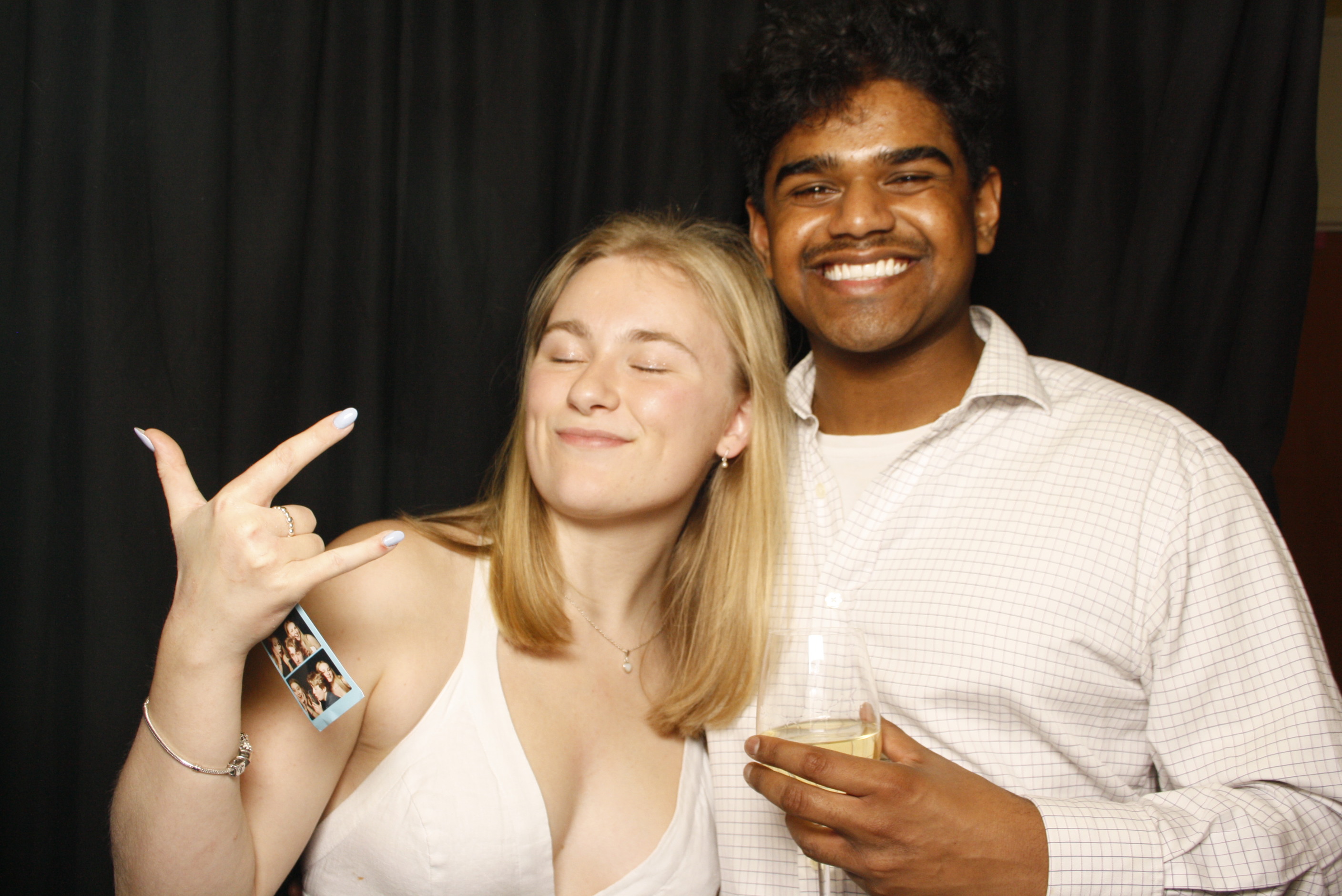 Freya's 21st ... 2024 | View more photos from the event at wgtngallery.classicphotobooths.co.nz/u/wgtncpbgallery/Freyas-21st-2024