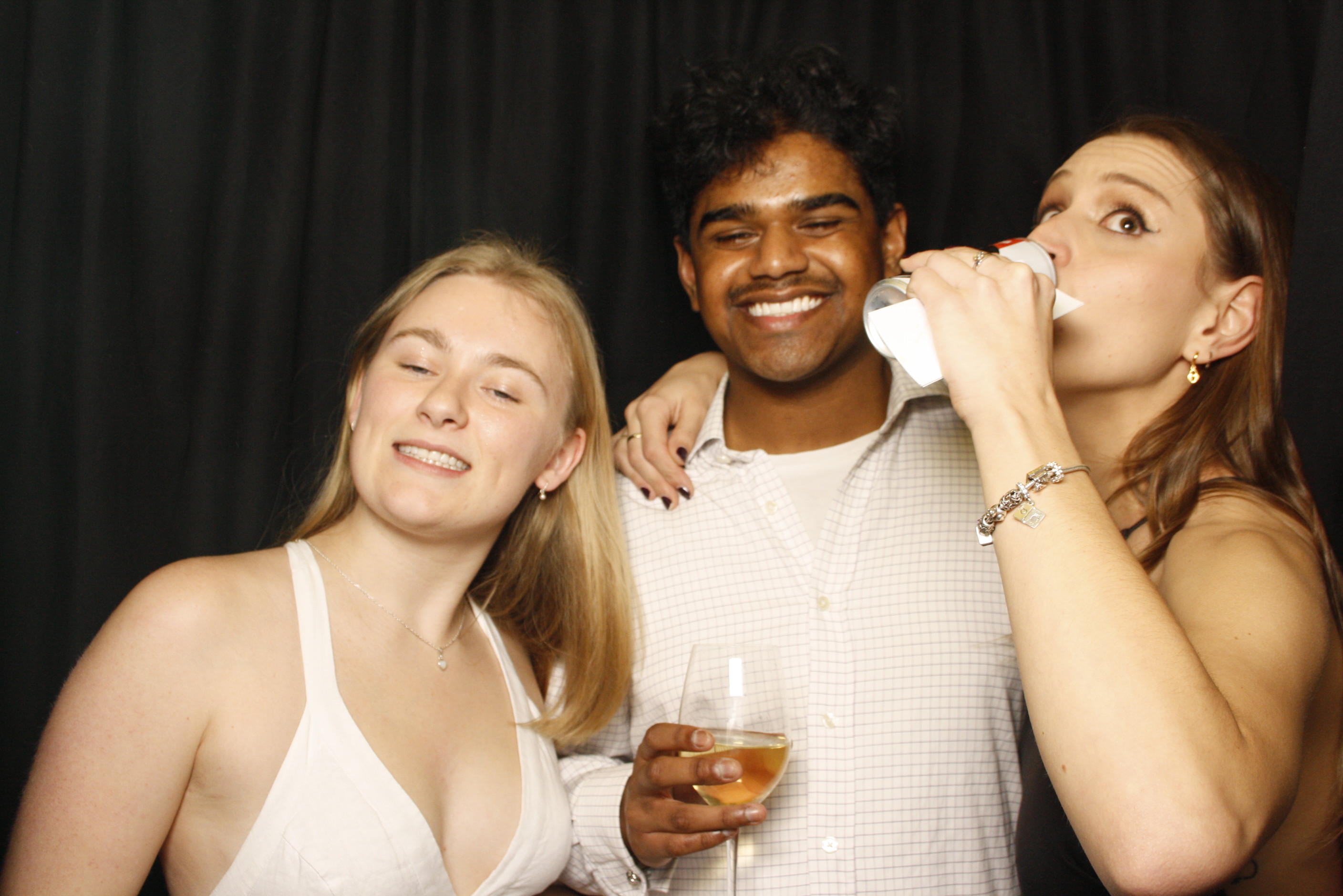 Freya's 21st ... 2024 | View more photos from the event at wgtngallery.classicphotobooths.co.nz/u/wgtncpbgallery/Freyas-21st-2024