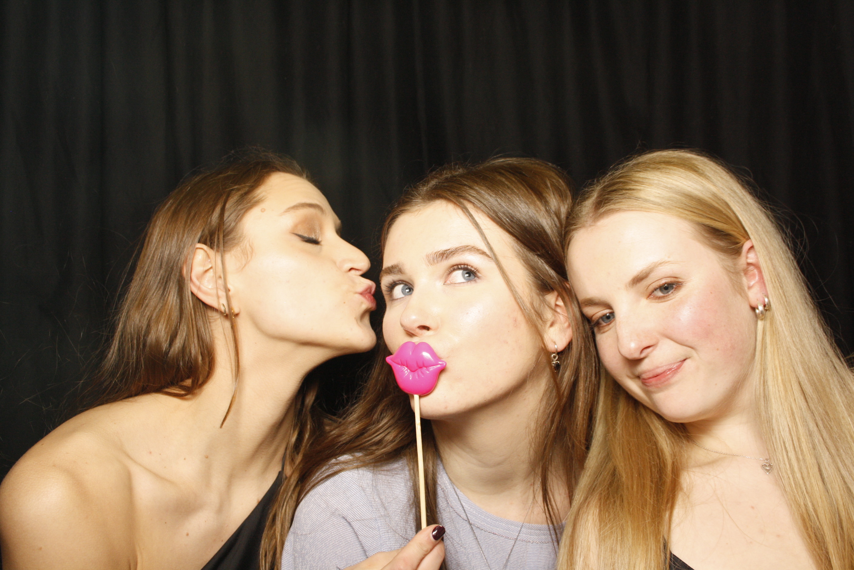 Freya's 21st ... 2024 | View more photos from the event at wgtngallery.classicphotobooths.co.nz/u/wgtncpbgallery/Freyas-21st-2024