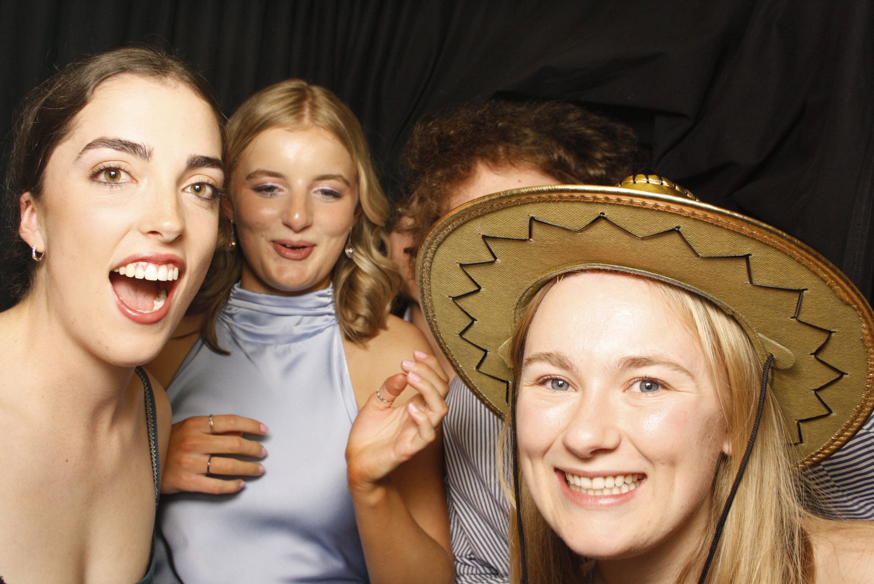 Freya's 21st ... 2024 | View more photos from the event at wgtngallery.classicphotobooths.co.nz/u/wgtncpbgallery/Freyas-21st-2024