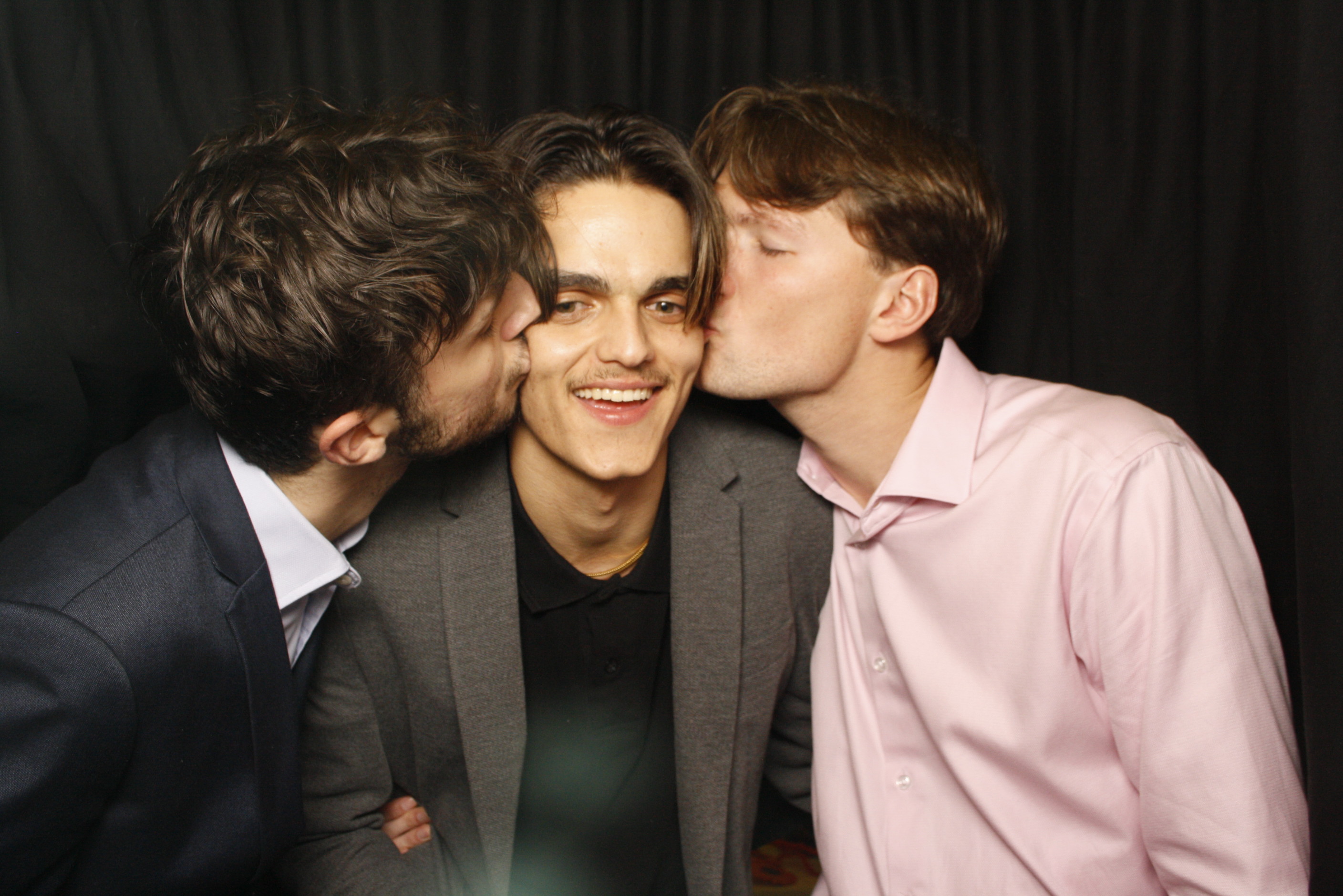 Freya's 21st ... 2024 | View more photos from the event at wgtngallery.classicphotobooths.co.nz/u/wgtncpbgallery/Freyas-21st-2024