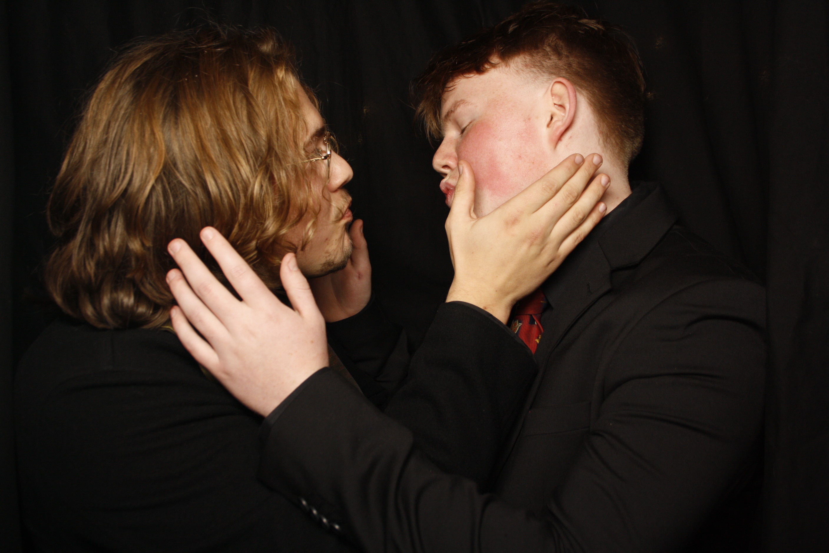 Kuranui College Ball | View more photos from the event at wgtngallery.classicphotobooths.co.nz/u/wgtncpbgallery/Kuranui-College-Ball