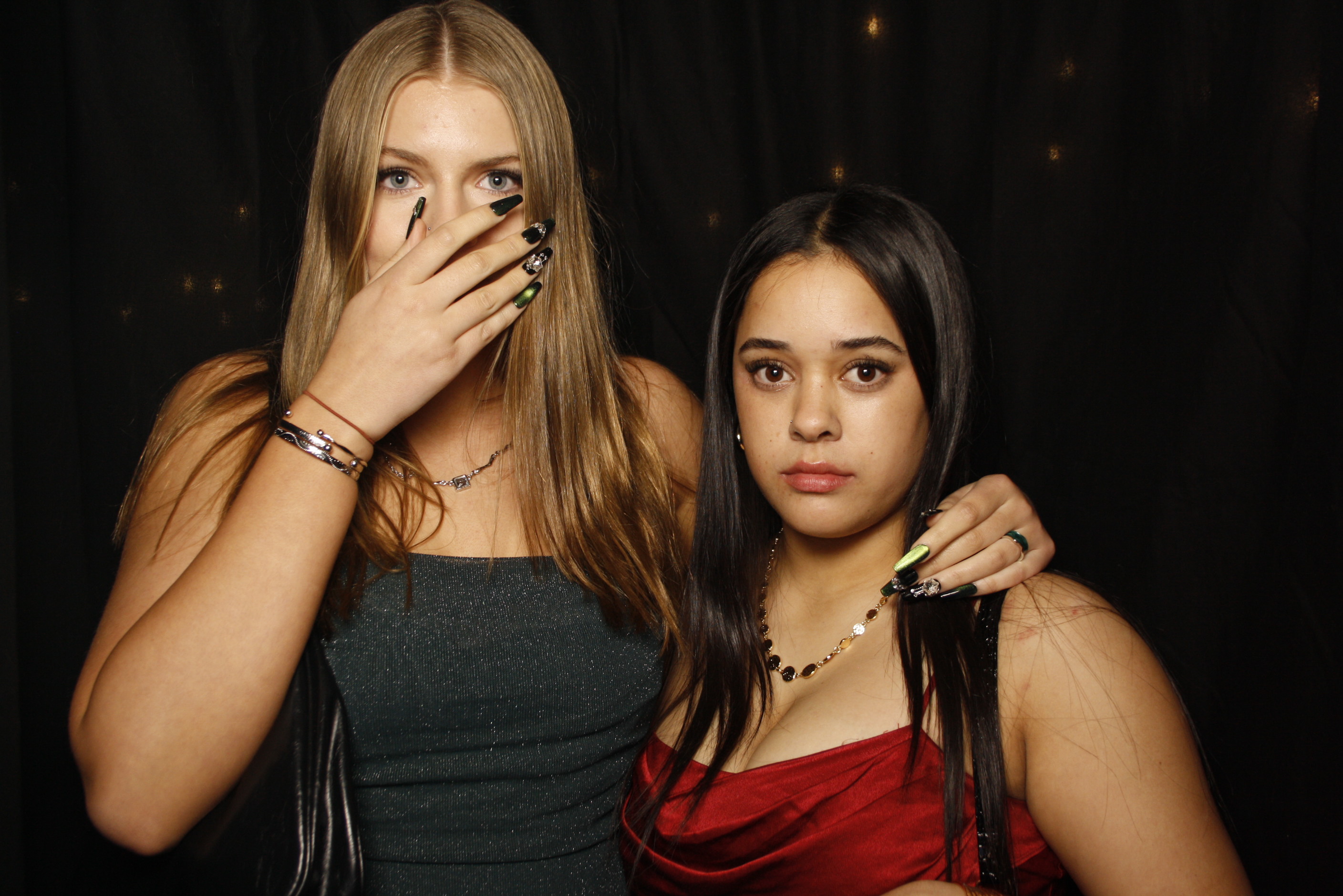 Kuranui College Ball | View more photos from the event at wgtngallery.classicphotobooths.co.nz/u/wgtncpbgallery/Kuranui-College-Ball