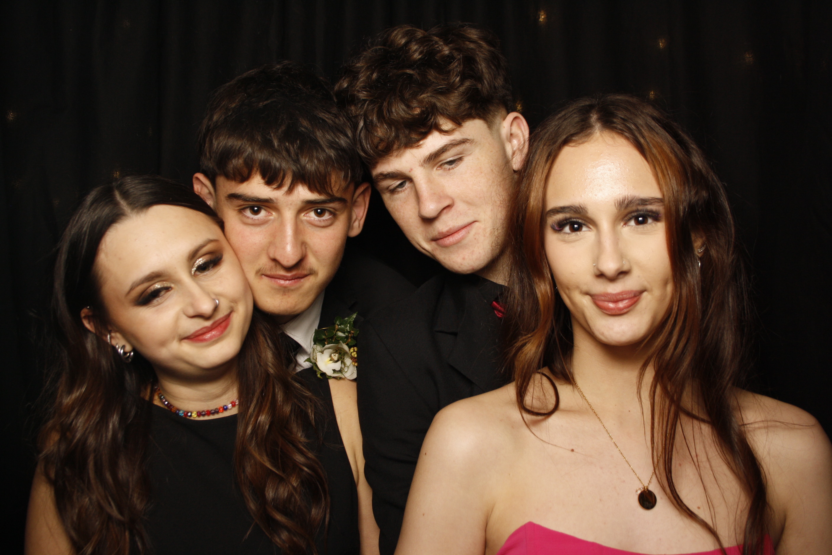 Kuranui College Ball | View more photos from the event at wgtngallery.classicphotobooths.co.nz/u/wgtncpbgallery/Kuranui-College-Ball