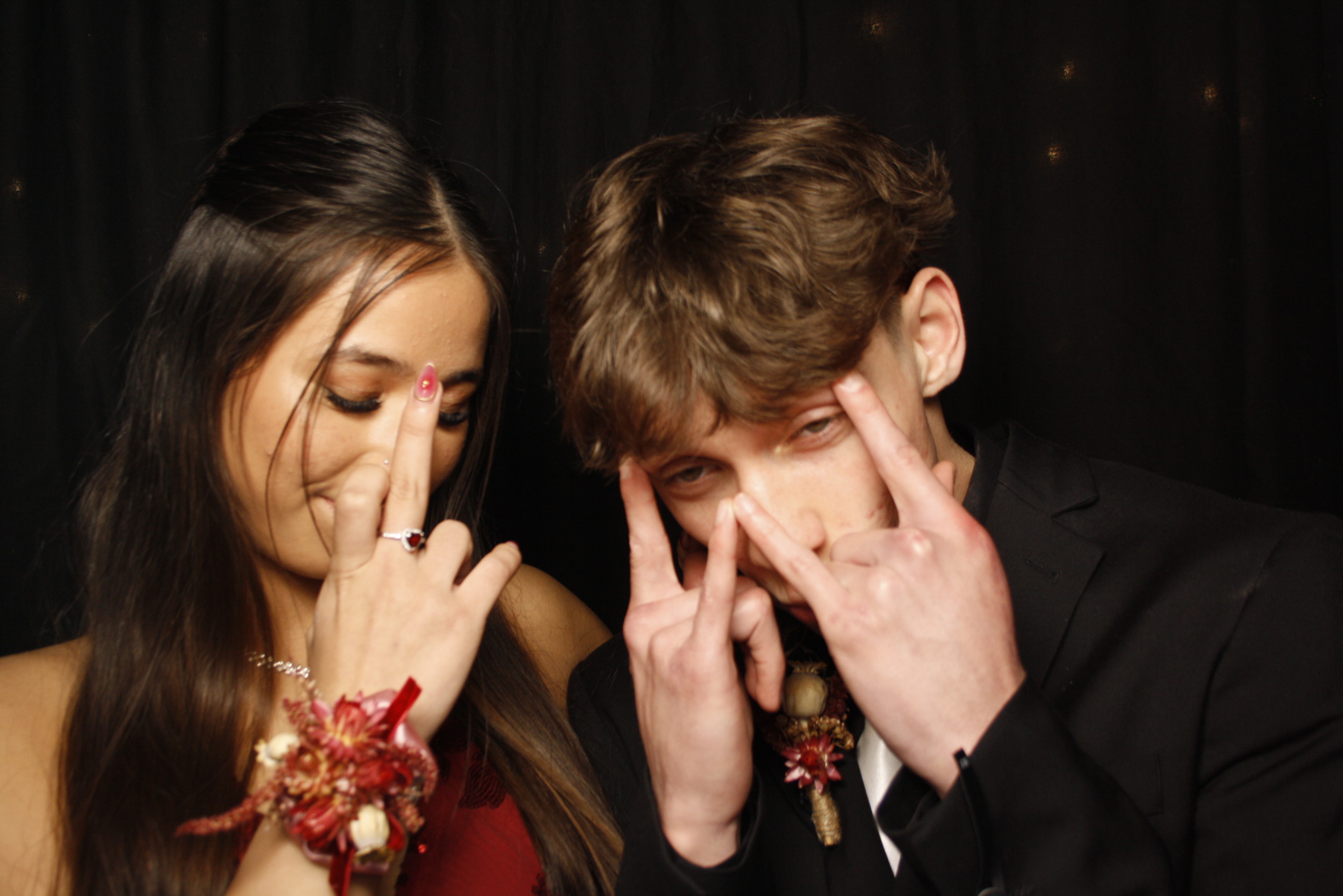 Kuranui College Ball | View more photos from the event at wgtngallery.classicphotobooths.co.nz/u/wgtncpbgallery/Kuranui-College-Ball