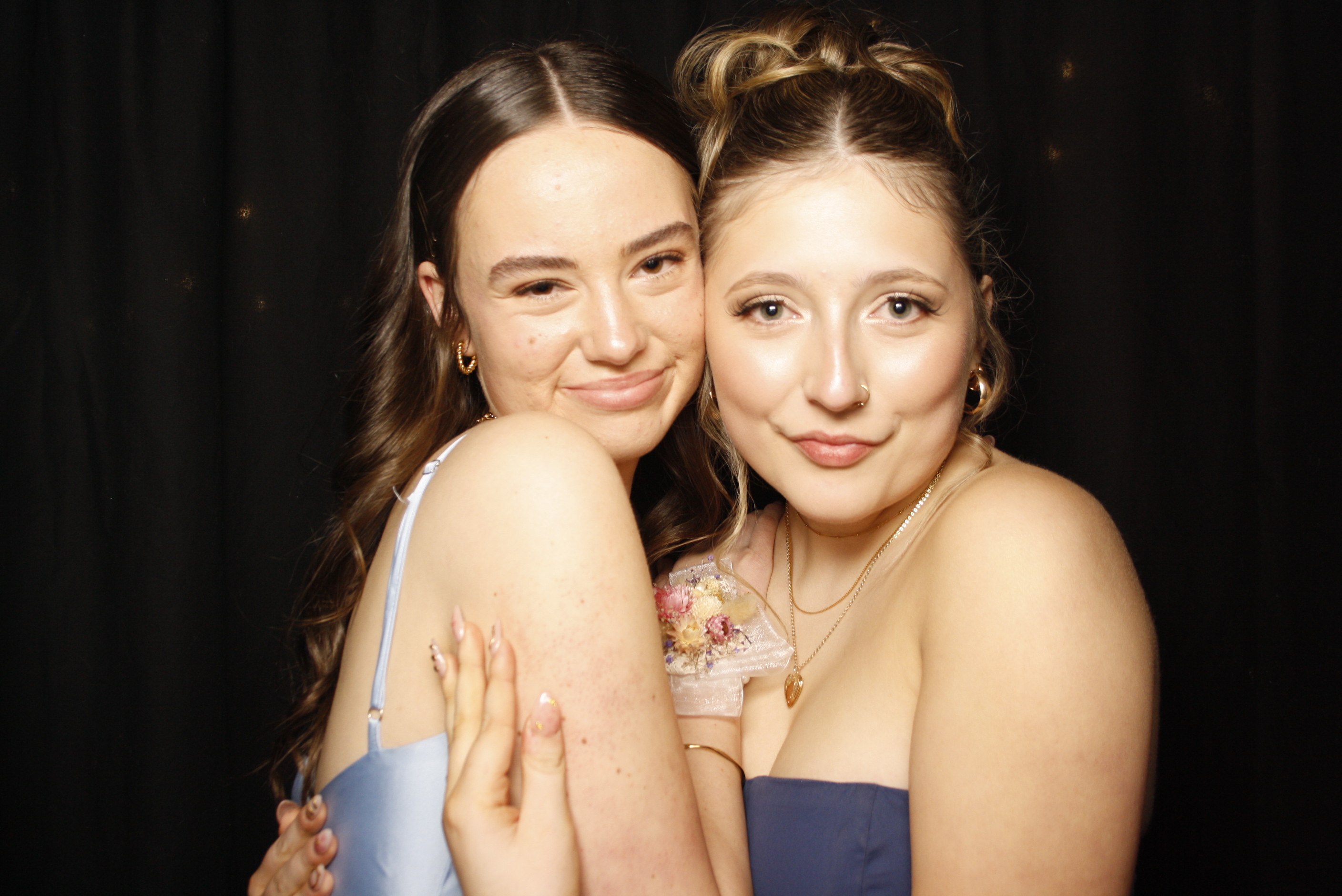 Kuranui College Ball | View more photos from the event at wgtngallery.classicphotobooths.co.nz/u/wgtncpbgallery/Kuranui-College-Ball