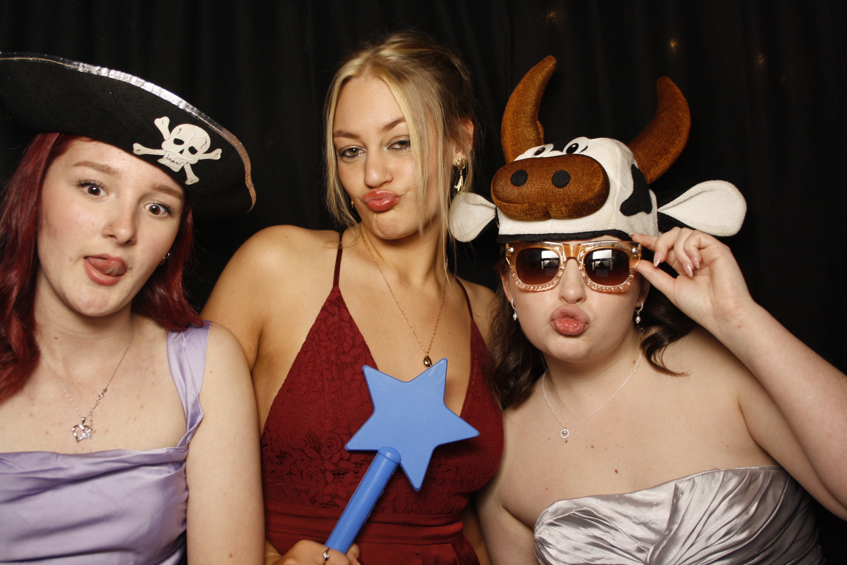 Kuranui College Ball | View more photos from the event at wgtngallery.classicphotobooths.co.nz/u/wgtncpbgallery/Kuranui-College-Ball