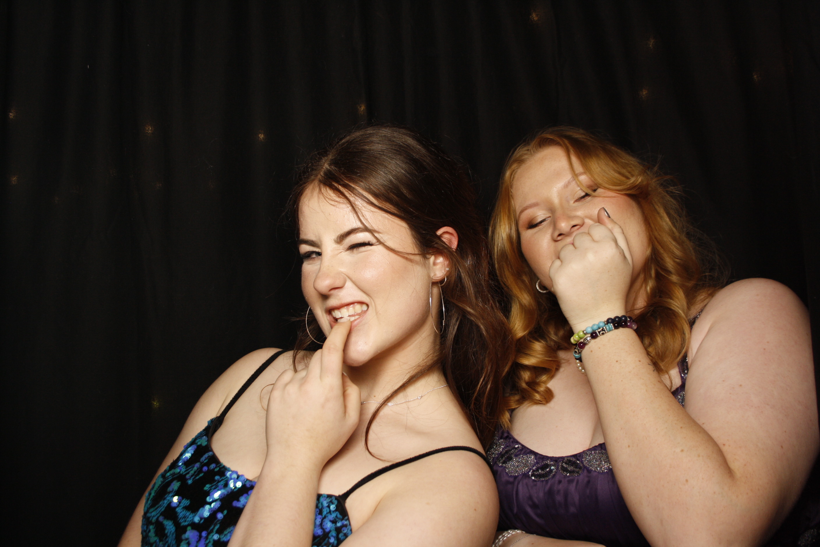 Kuranui College Ball | View more photos from the event at wgtngallery.classicphotobooths.co.nz/u/wgtncpbgallery/Kuranui-College-Ball