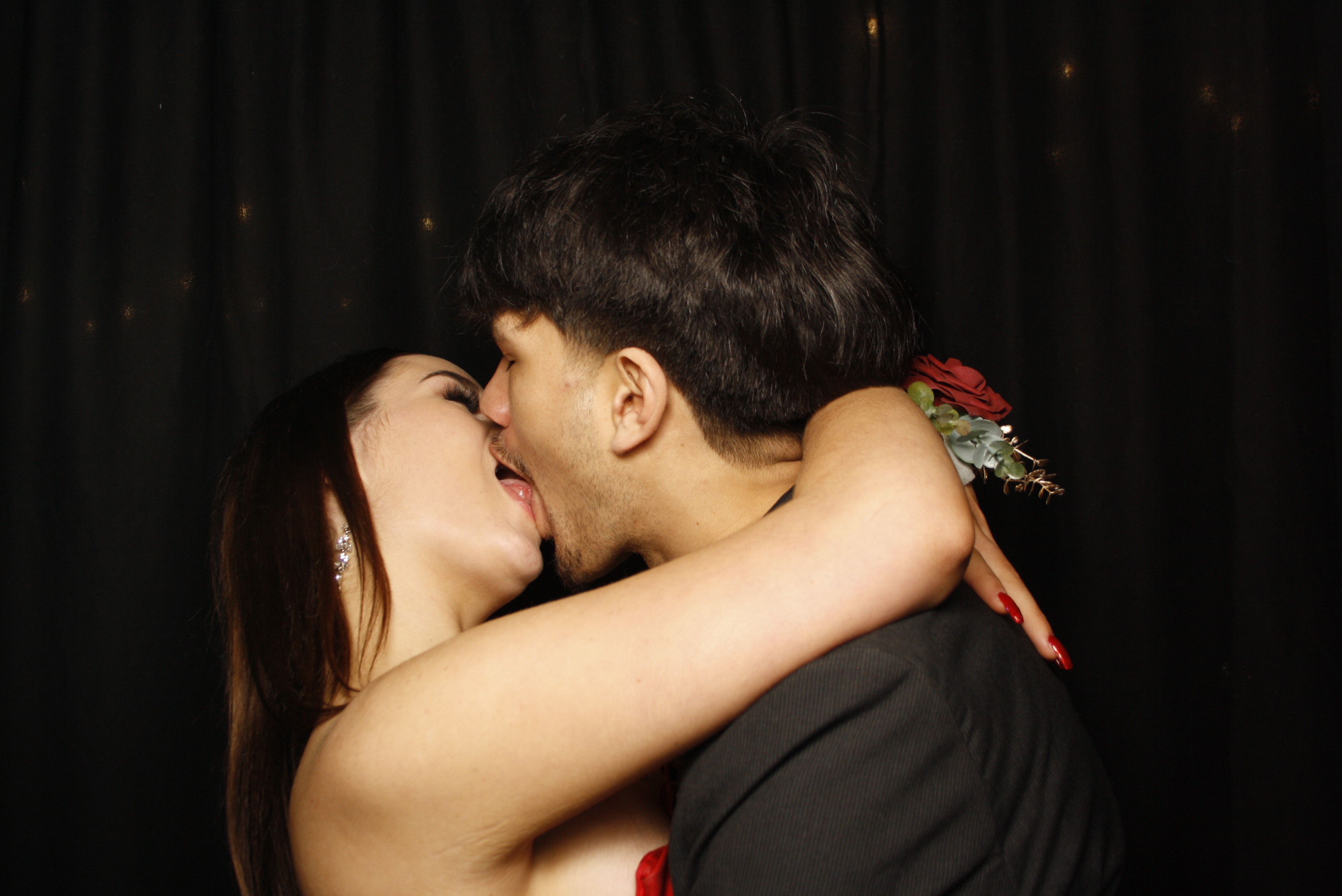 Kuranui College Ball | View more photos from the event at wgtngallery.classicphotobooths.co.nz/u/wgtncpbgallery/Kuranui-College-Ball