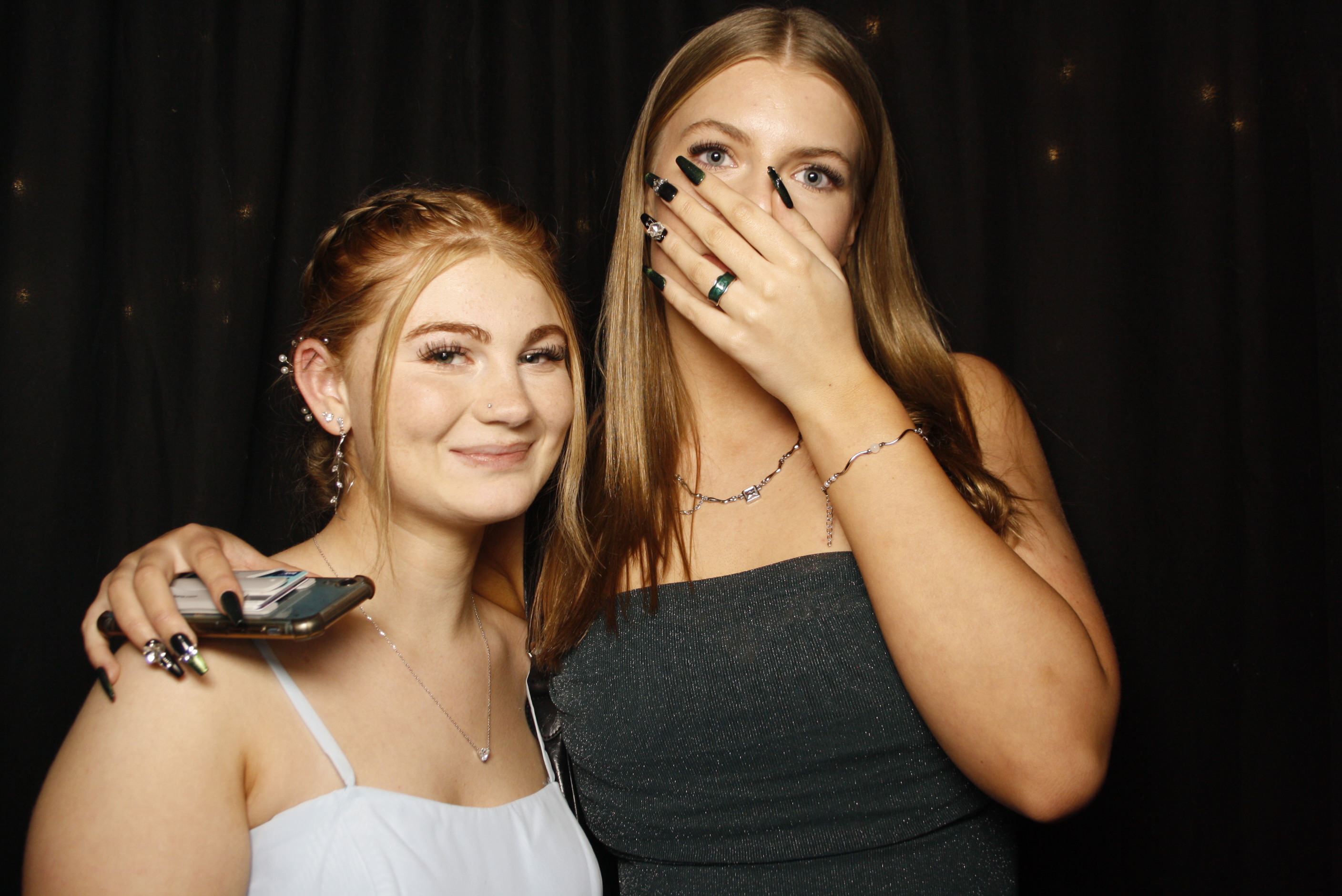 Kuranui College Ball | View more photos from the event at wgtngallery.classicphotobooths.co.nz/u/wgtncpbgallery/Kuranui-College-Ball