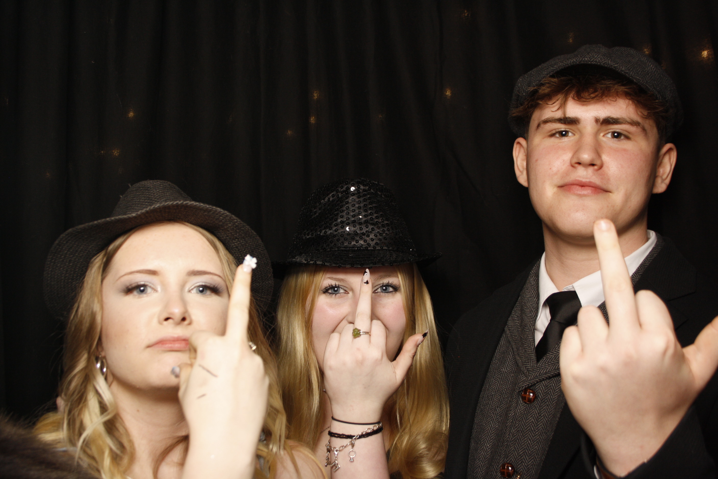 Kuranui College Ball | View more photos from the event at wgtngallery.classicphotobooths.co.nz/u/wgtncpbgallery/Kuranui-College-Ball