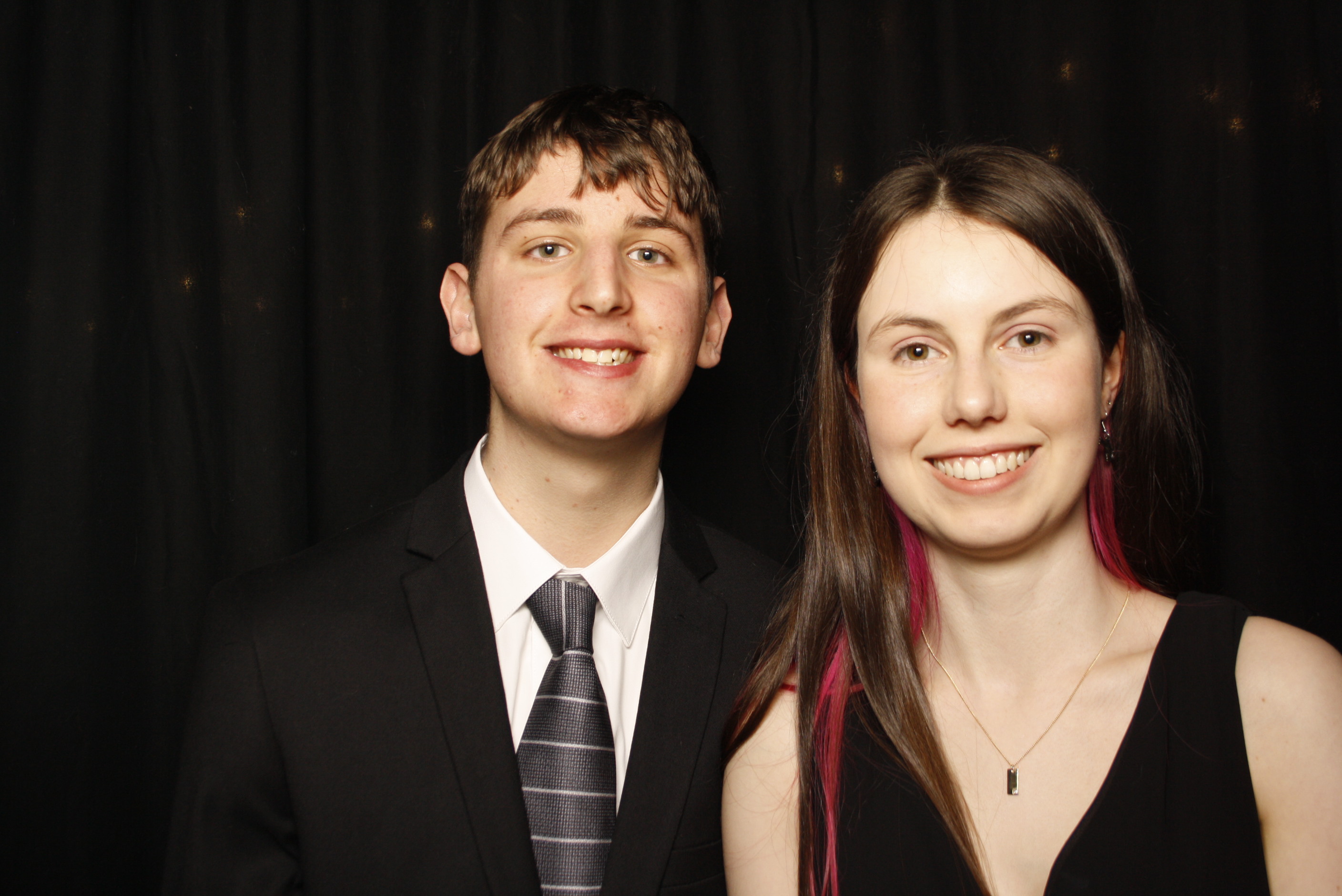 Kuranui College Ball | View more photos from the event at wgtngallery.classicphotobooths.co.nz/u/wgtncpbgallery/Kuranui-College-Ball