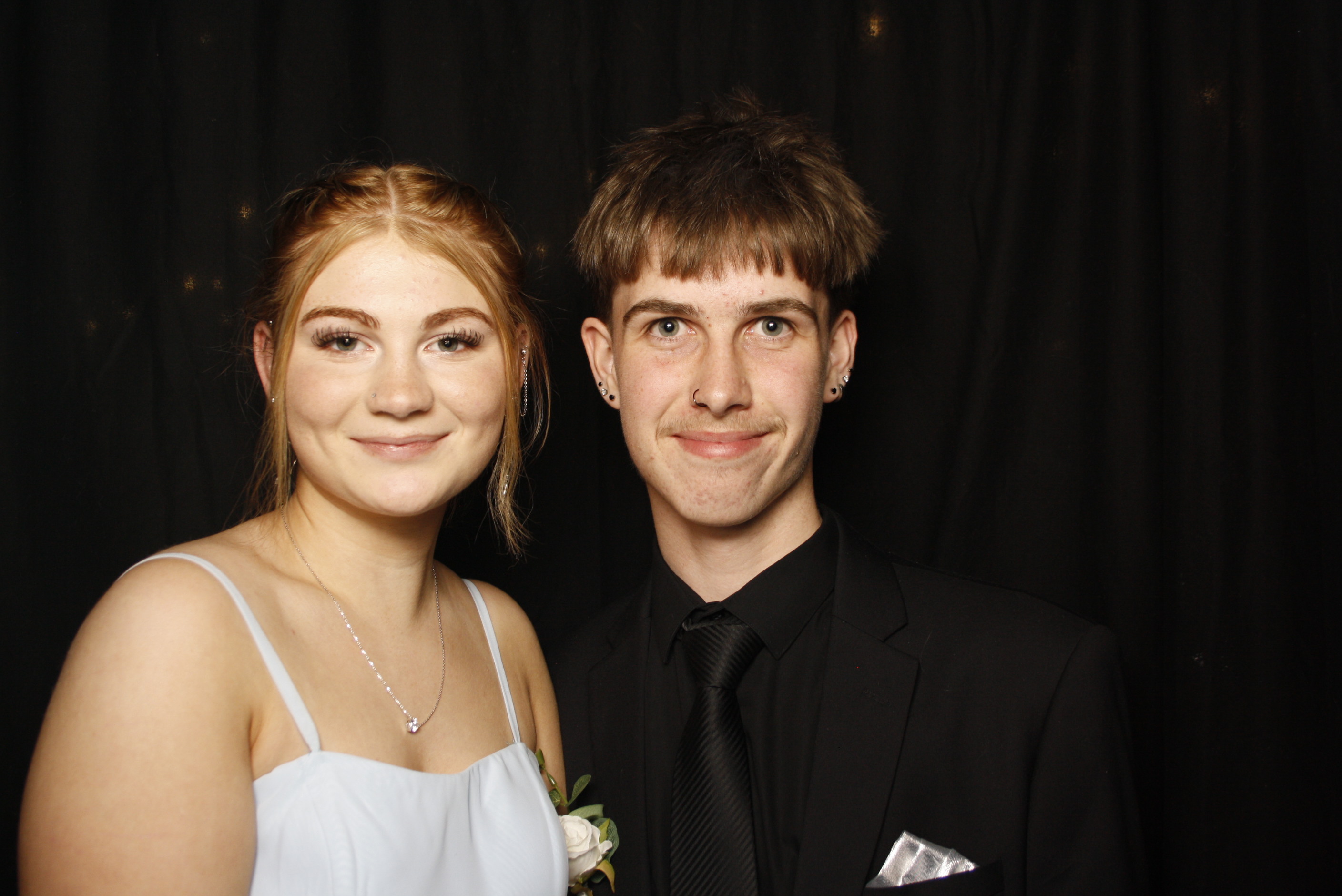 Kuranui College Ball | View more photos from the event at wgtngallery.classicphotobooths.co.nz/u/wgtncpbgallery/Kuranui-College-Ball