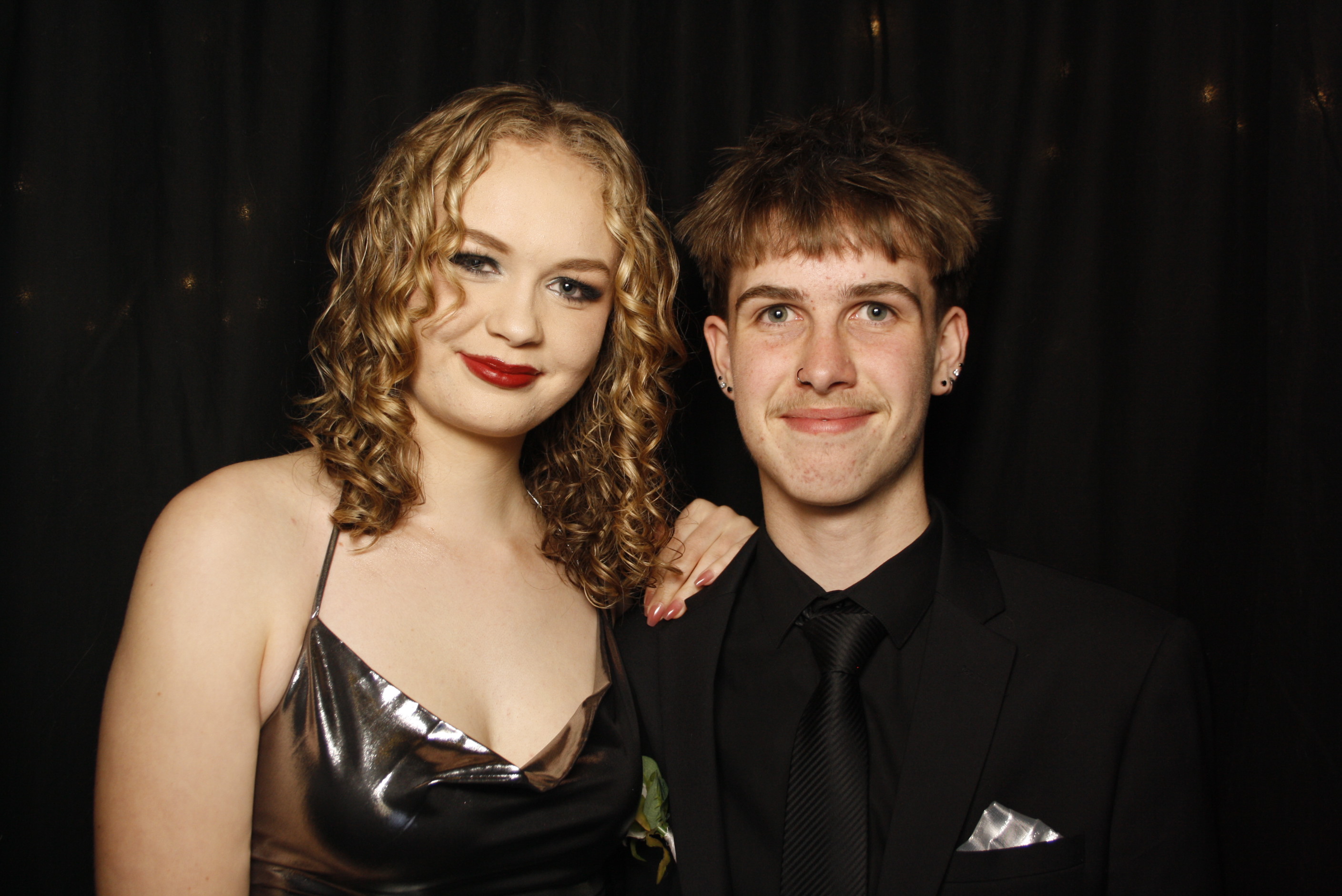 Kuranui College Ball | View more photos from the event at wgtngallery.classicphotobooths.co.nz/u/wgtncpbgallery/Kuranui-College-Ball