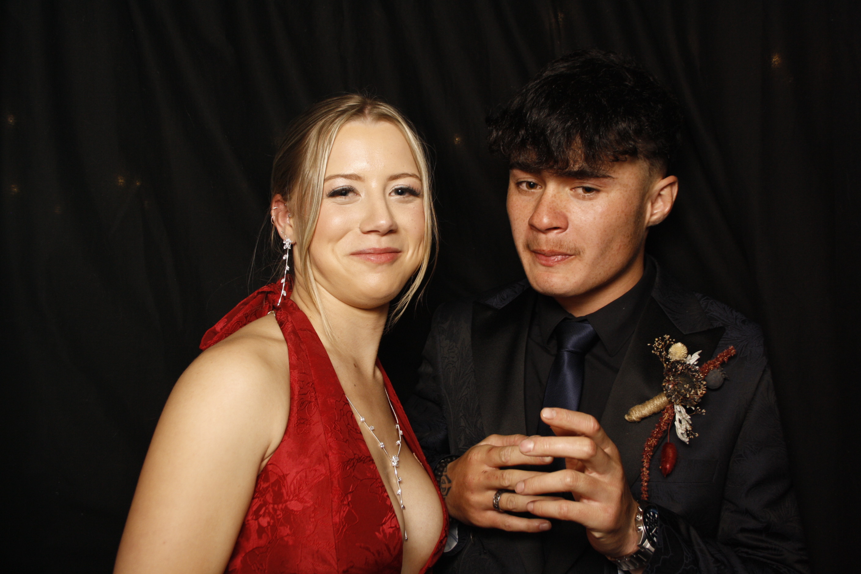 Kuranui College Ball | View more photos from the event at wgtngallery.classicphotobooths.co.nz/u/wgtncpbgallery/Kuranui-College-Ball