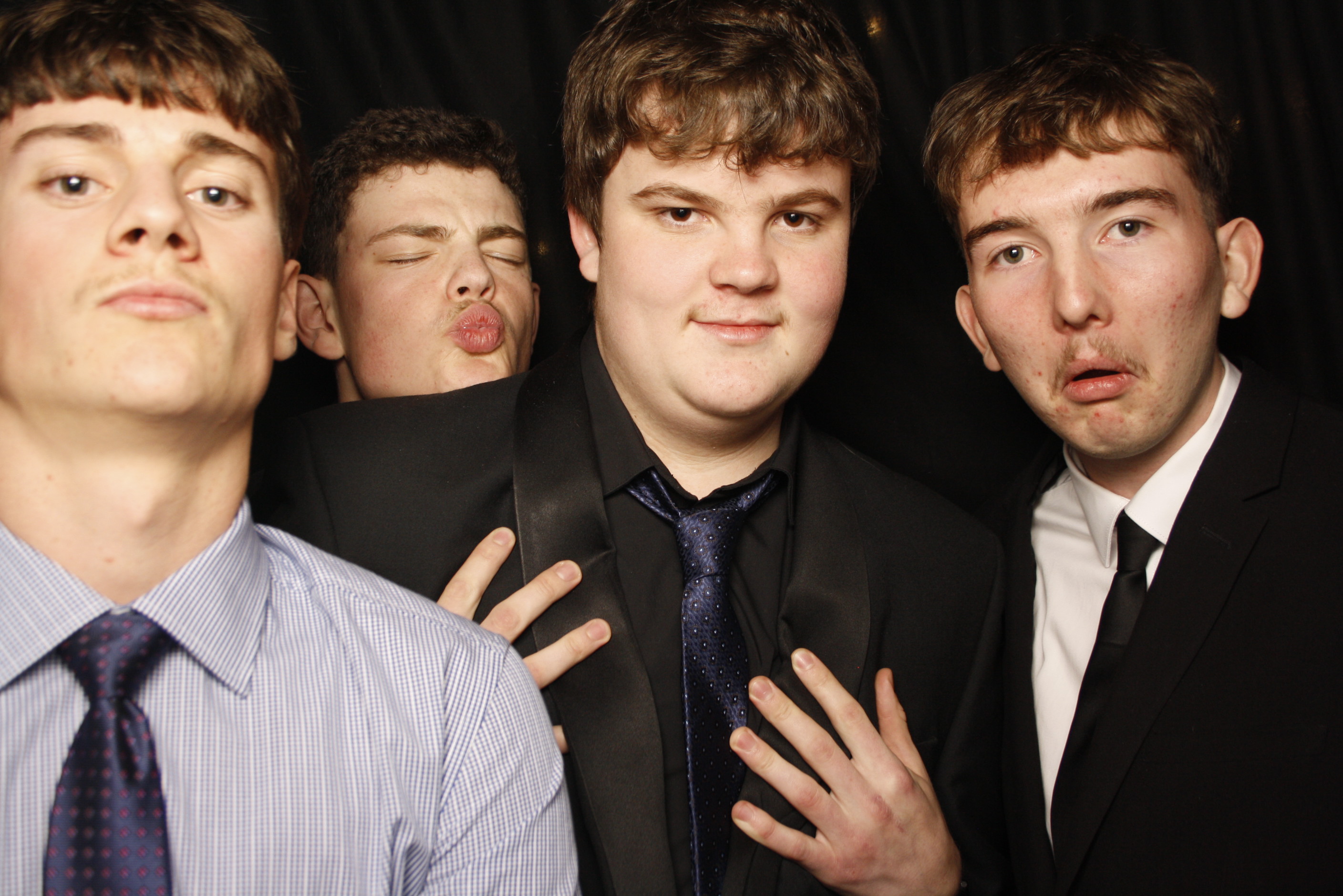 Kuranui College Ball | View more photos from the event at wgtngallery.classicphotobooths.co.nz/u/wgtncpbgallery/Kuranui-College-Ball