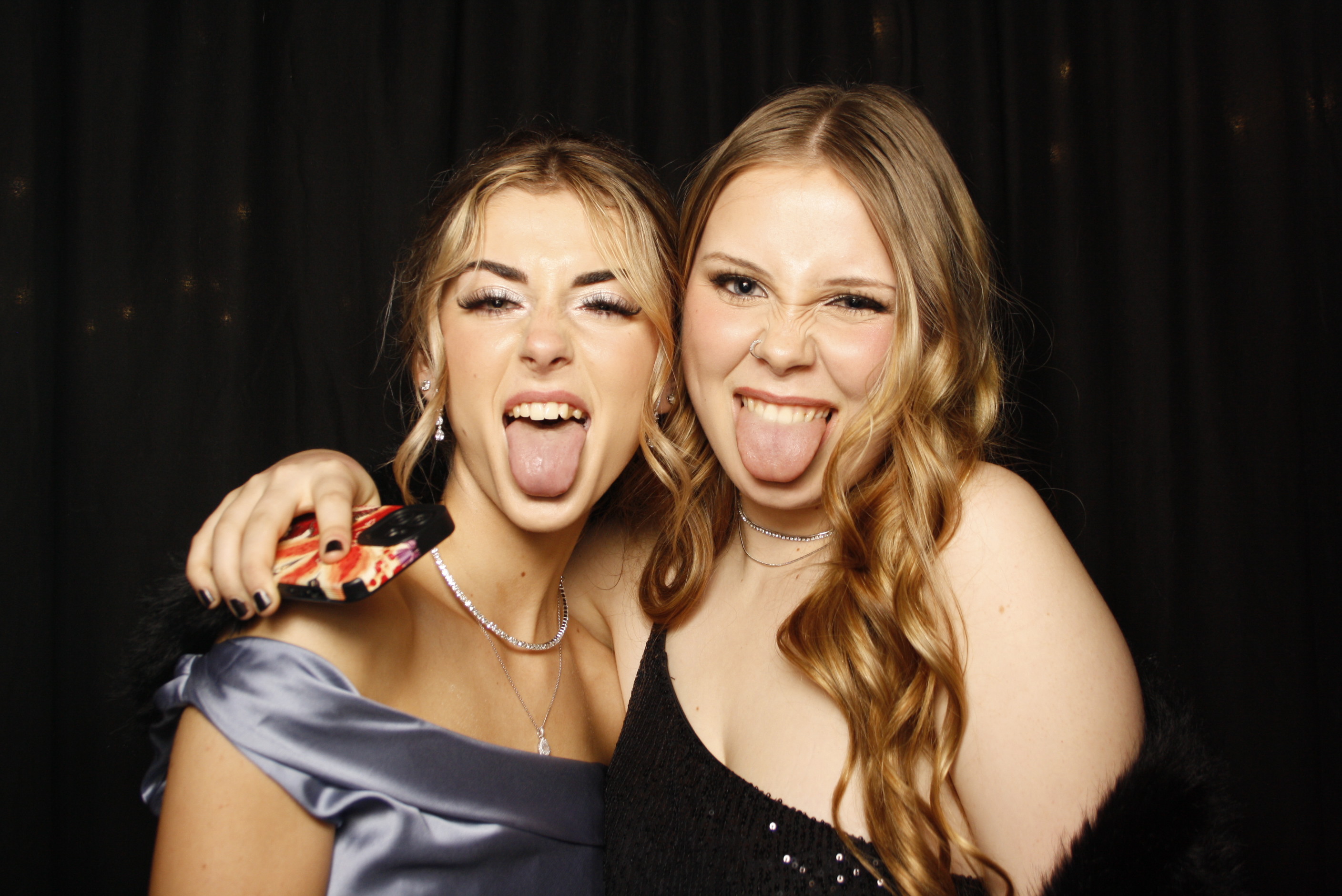 Kuranui College Ball | View more photos from the event at wgtngallery.classicphotobooths.co.nz/u/wgtncpbgallery/Kuranui-College-Ball