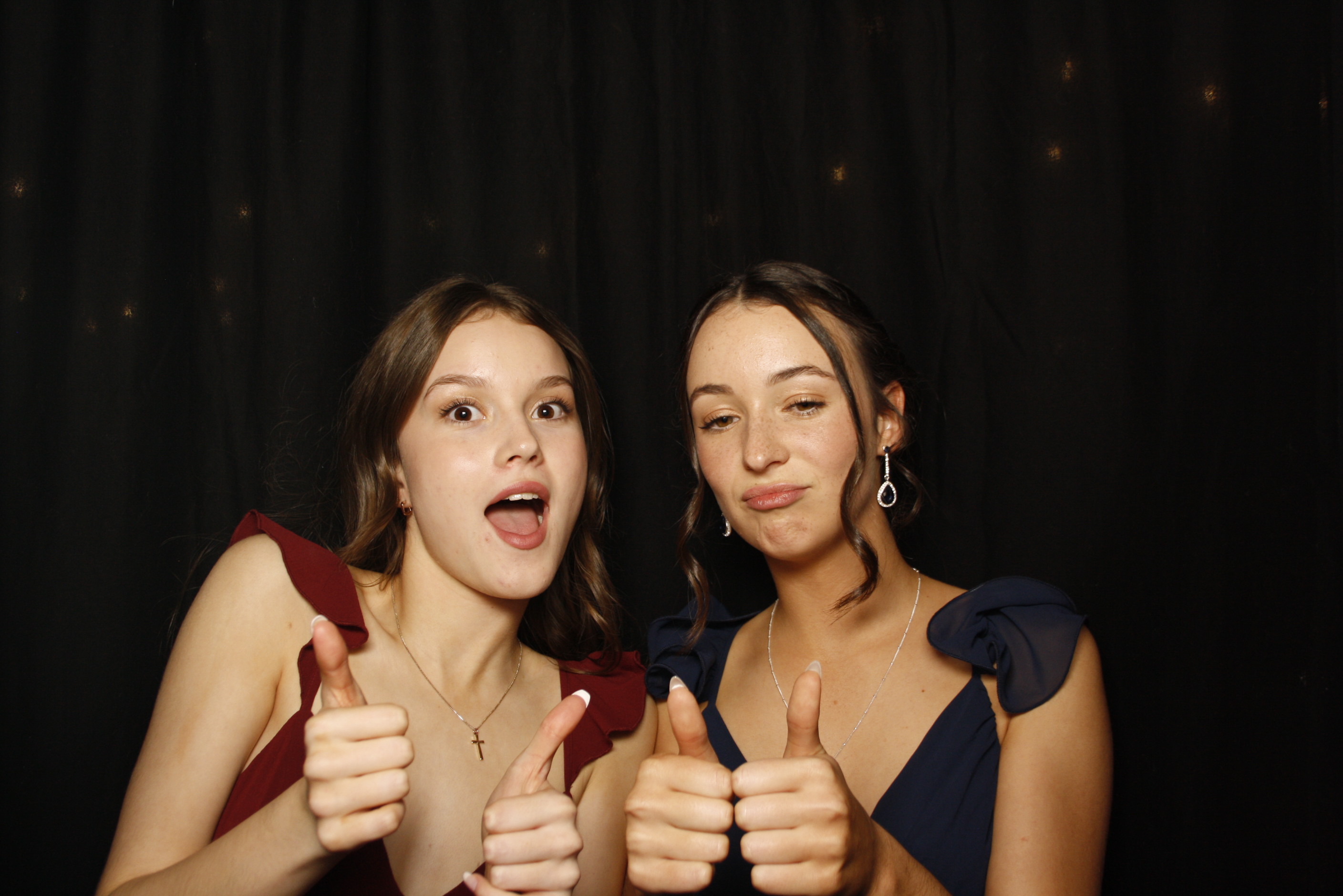 Kuranui College Ball | View more photos from the event at wgtngallery.classicphotobooths.co.nz/u/wgtncpbgallery/Kuranui-College-Ball