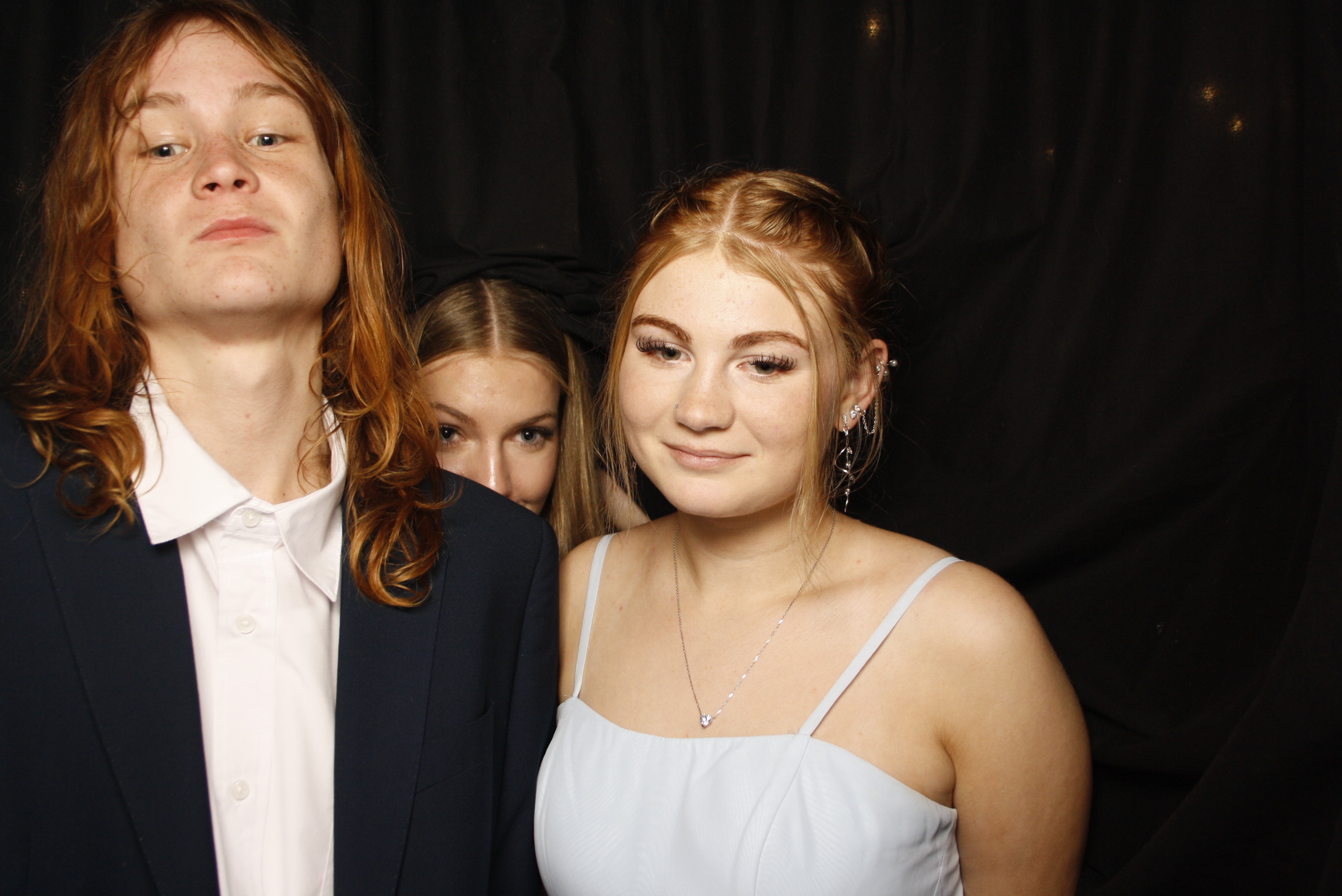 Kuranui College Ball | View more photos from the event at wgtngallery.classicphotobooths.co.nz/u/wgtncpbgallery/Kuranui-College-Ball