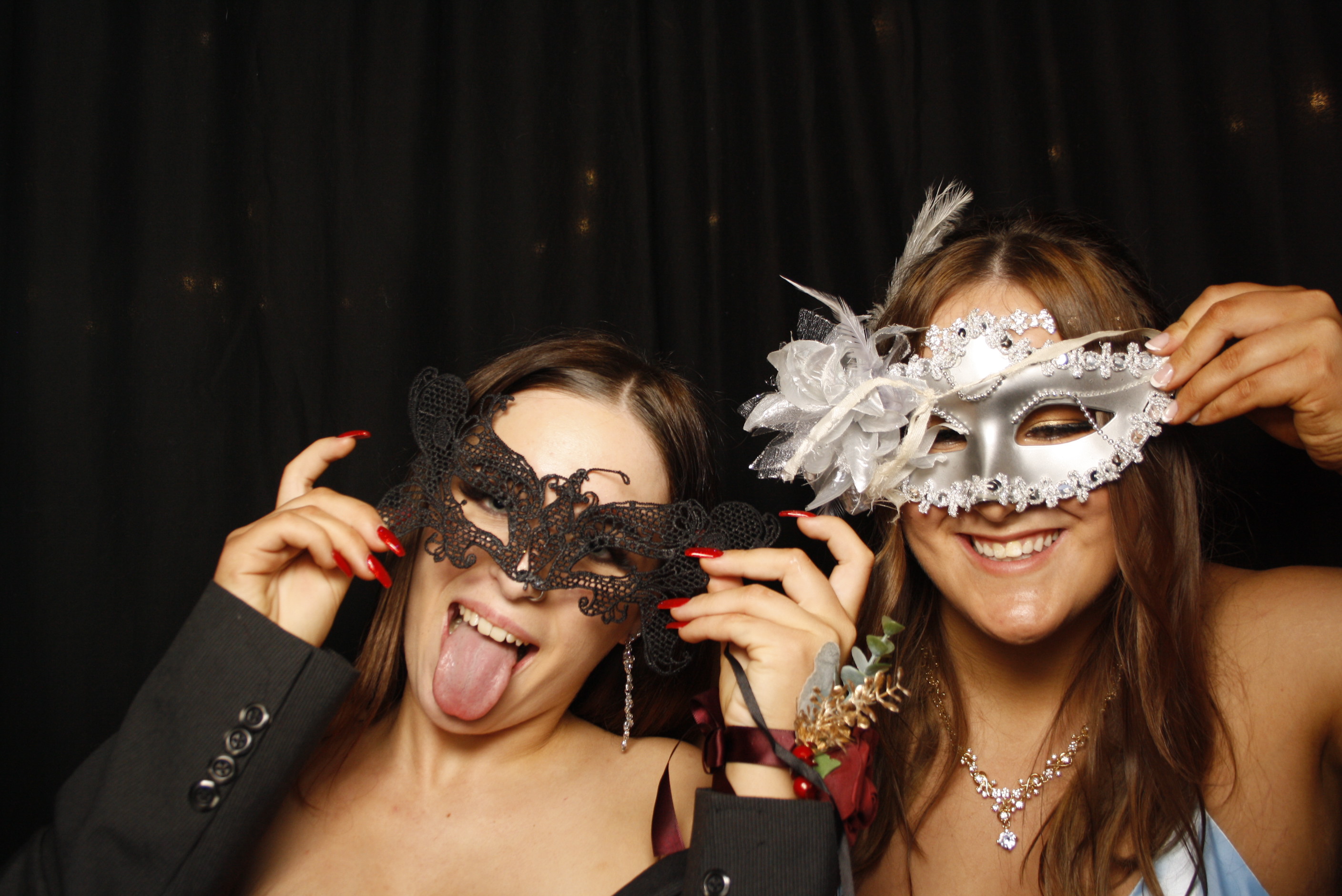 Kuranui College Ball | View more photos from the event at wgtngallery.classicphotobooths.co.nz/u/wgtncpbgallery/Kuranui-College-Ball