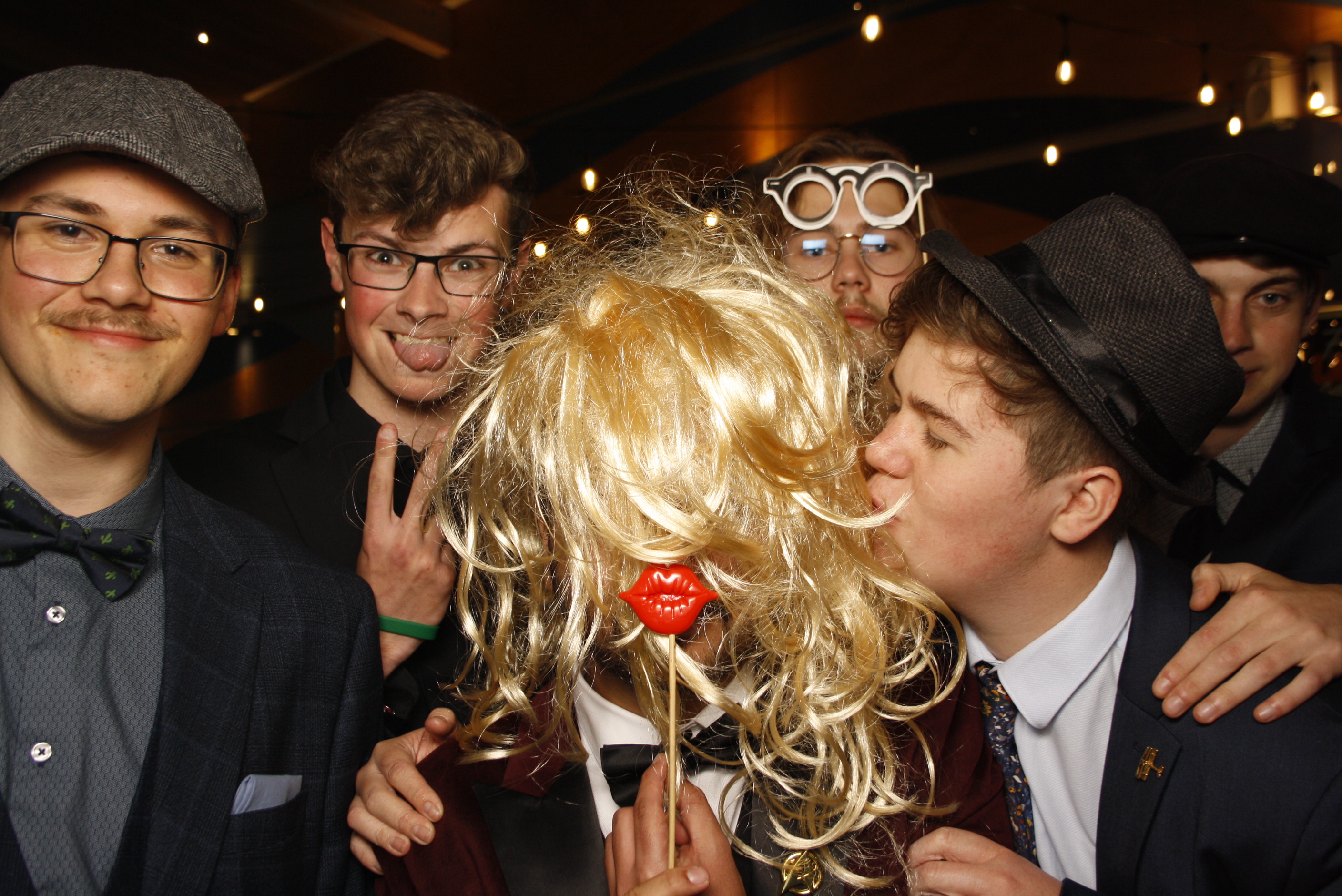 Kuranui College Ball | View more photos from the event at wgtngallery.classicphotobooths.co.nz/u/wgtncpbgallery/Kuranui-College-Ball