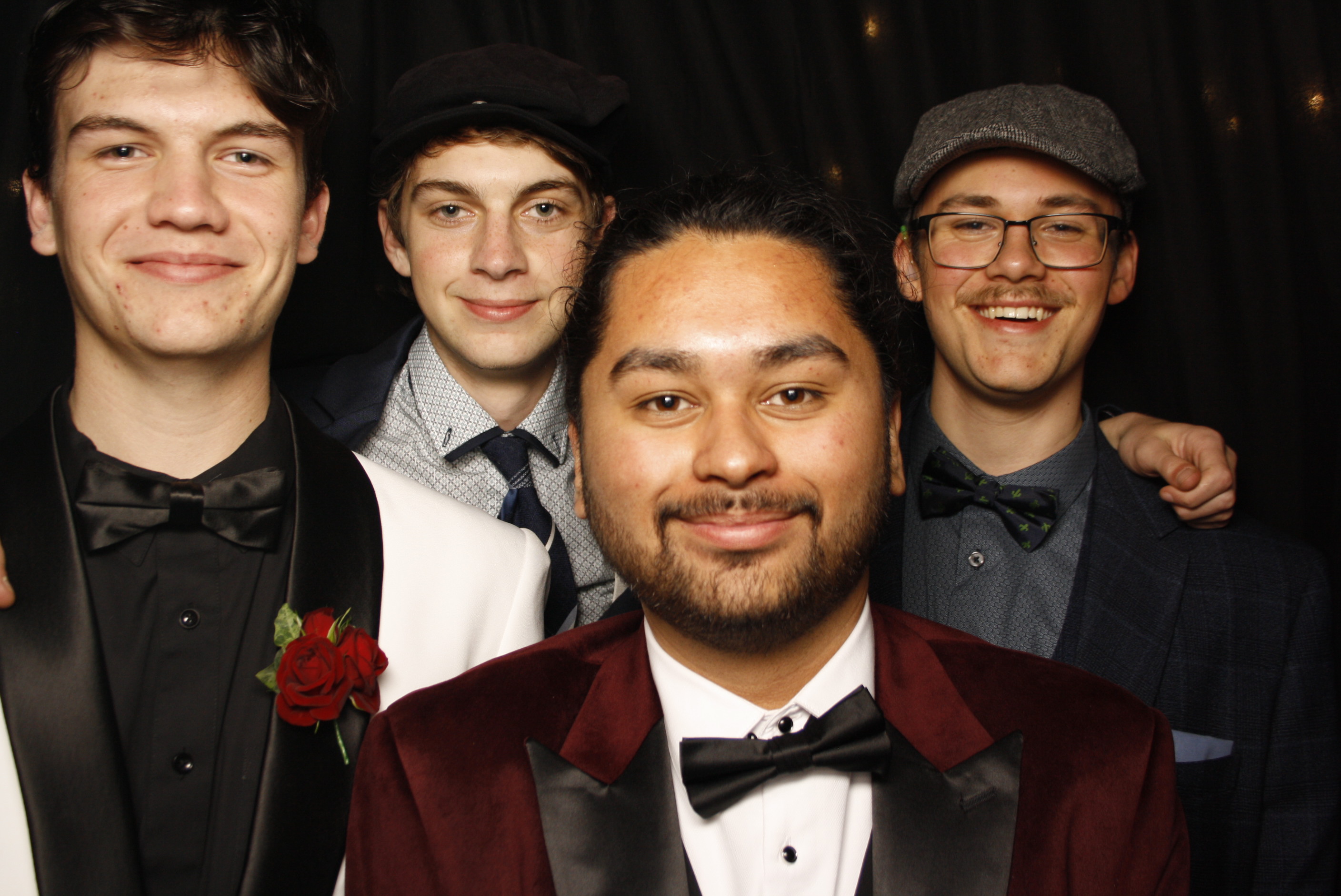 Kuranui College Ball | View more photos from the event at wgtngallery.classicphotobooths.co.nz/u/wgtncpbgallery/Kuranui-College-Ball