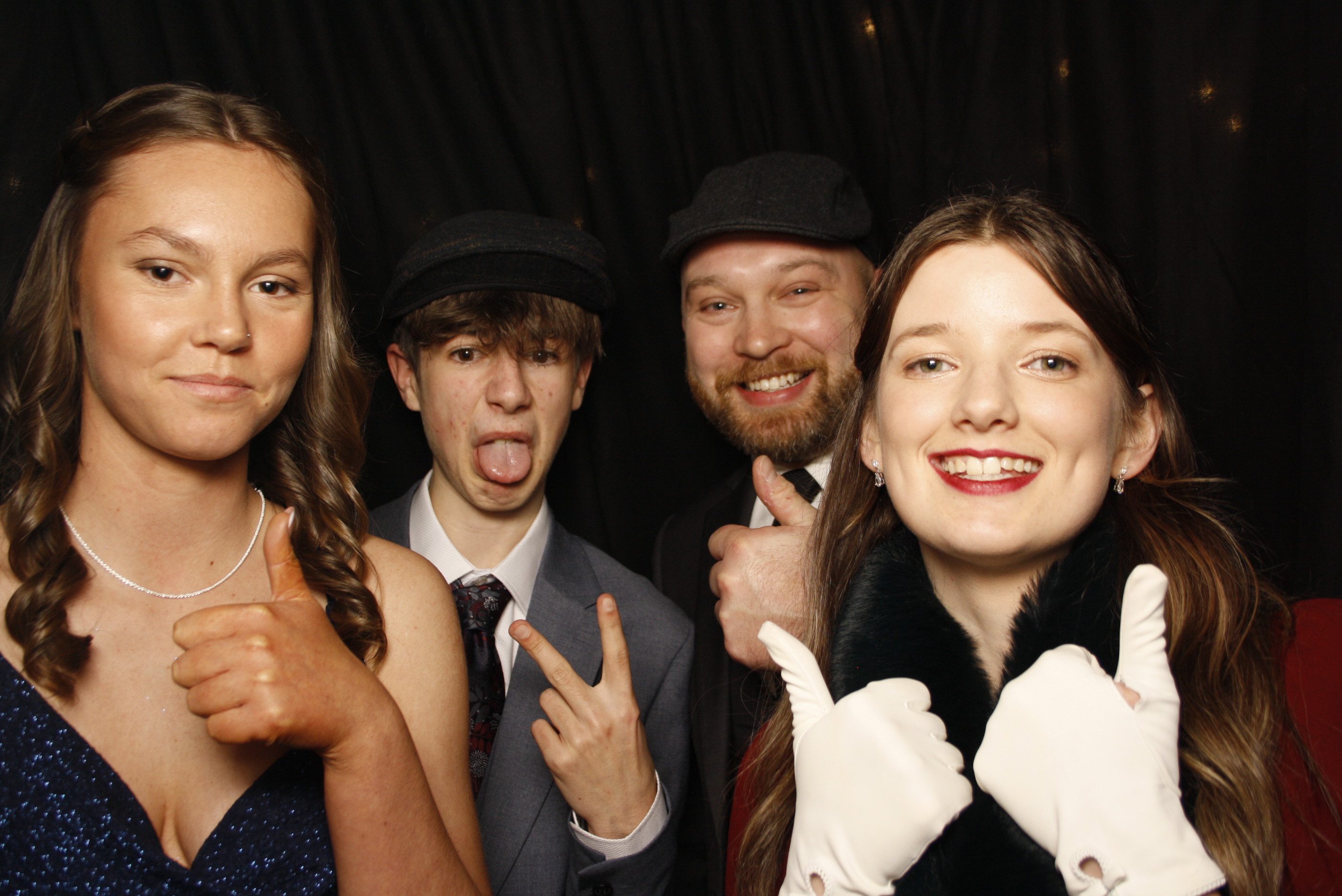 Kuranui College Ball | View more photos from the event at wgtngallery.classicphotobooths.co.nz/u/wgtncpbgallery/Kuranui-College-Ball