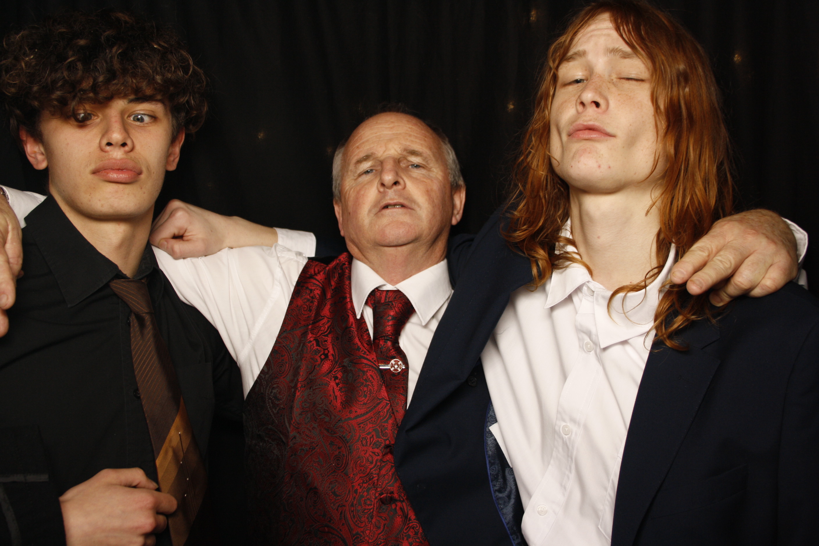 Kuranui College Ball | View more photos from the event at wgtngallery.classicphotobooths.co.nz/u/wgtncpbgallery/Kuranui-College-Ball