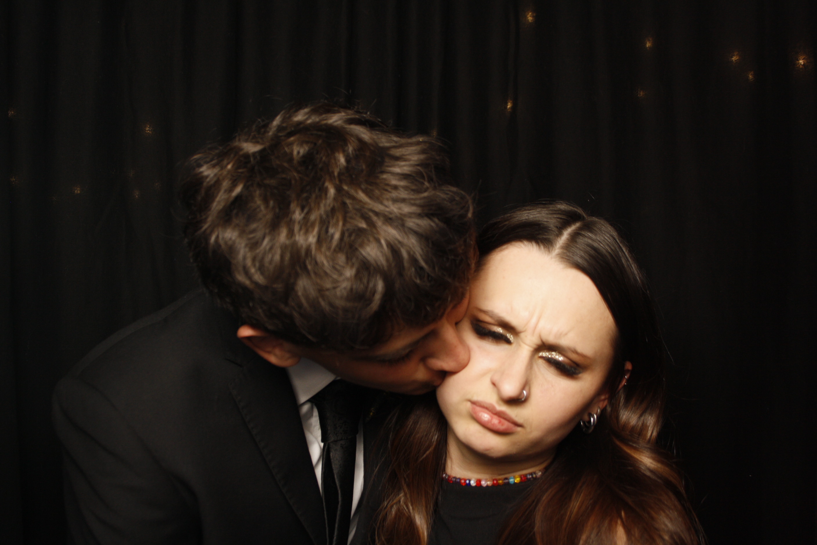 Kuranui College Ball | View more photos from the event at wgtngallery.classicphotobooths.co.nz/u/wgtncpbgallery/Kuranui-College-Ball