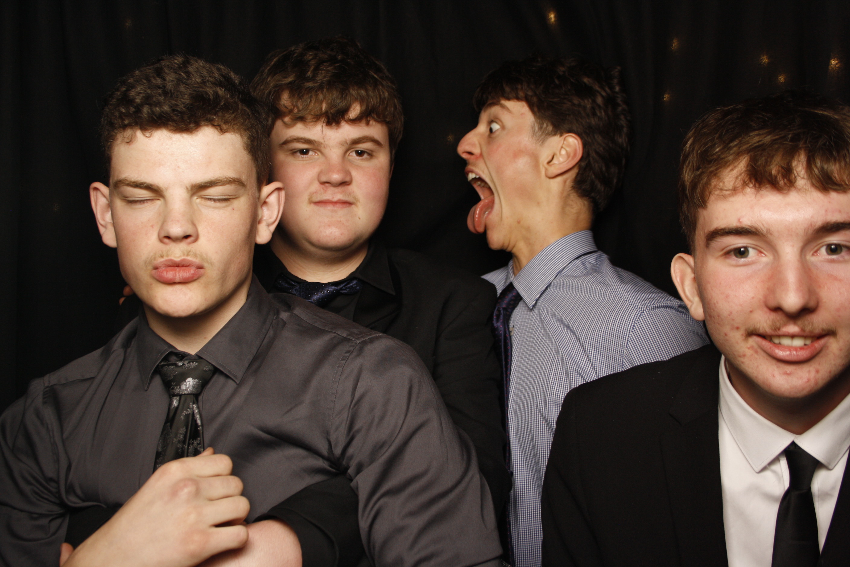 Kuranui College Ball | View more photos from the event at wgtngallery.classicphotobooths.co.nz/u/wgtncpbgallery/Kuranui-College-Ball