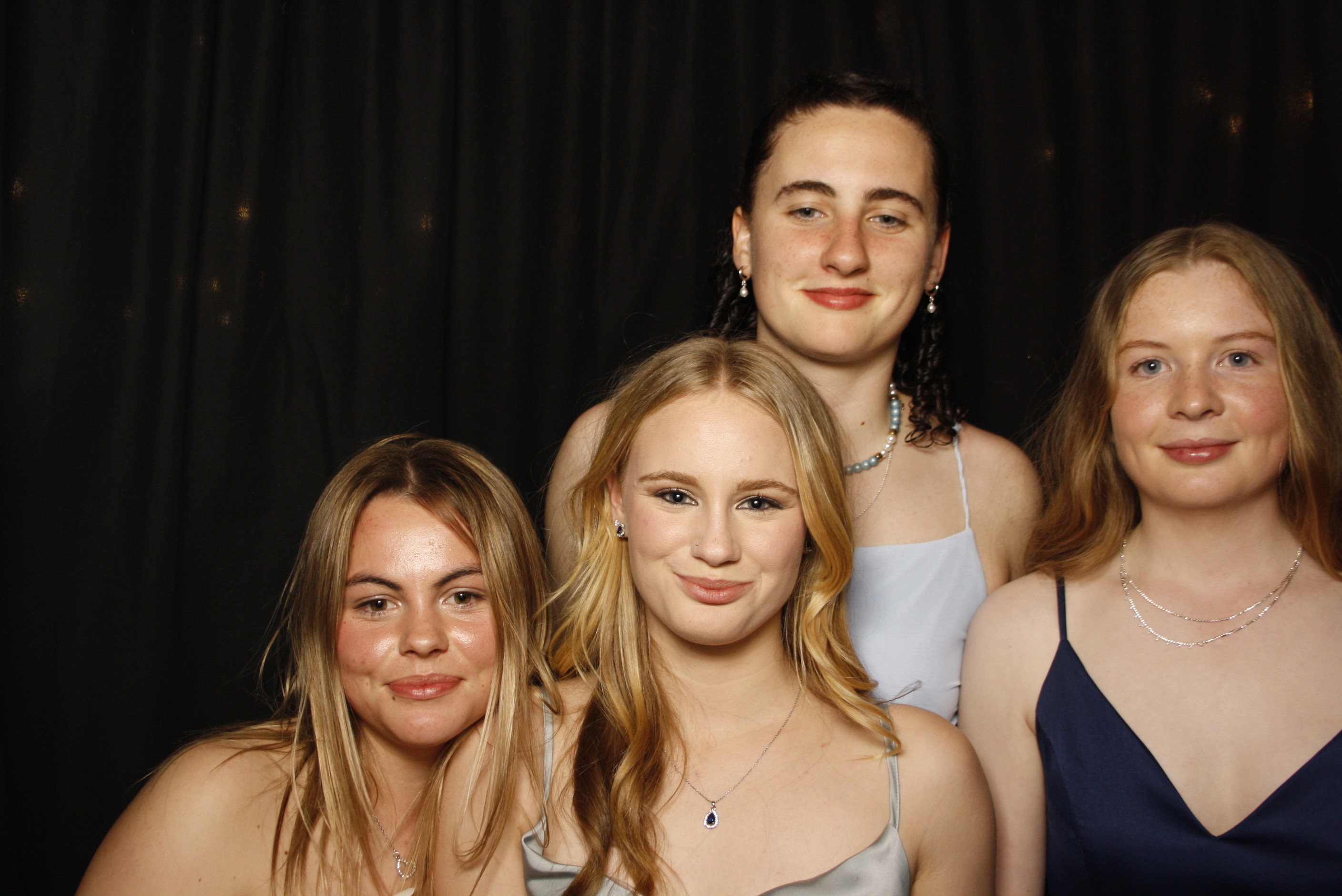 Kuranui College Ball | View more photos from the event at wgtngallery.classicphotobooths.co.nz/u/wgtncpbgallery/Kuranui-College-Ball