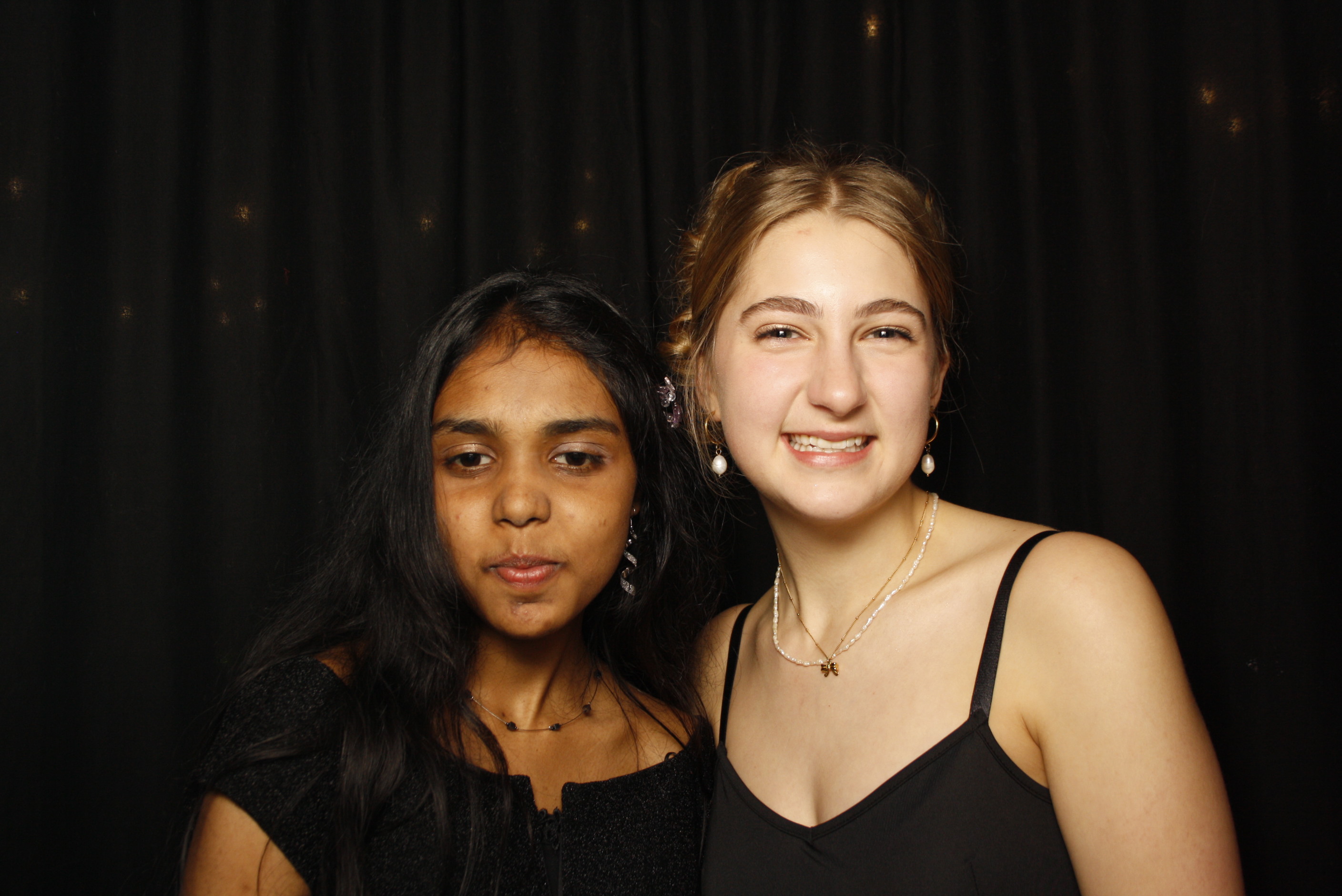 Kuranui College Ball | View more photos from the event at wgtngallery.classicphotobooths.co.nz/u/wgtncpbgallery/Kuranui-College-Ball