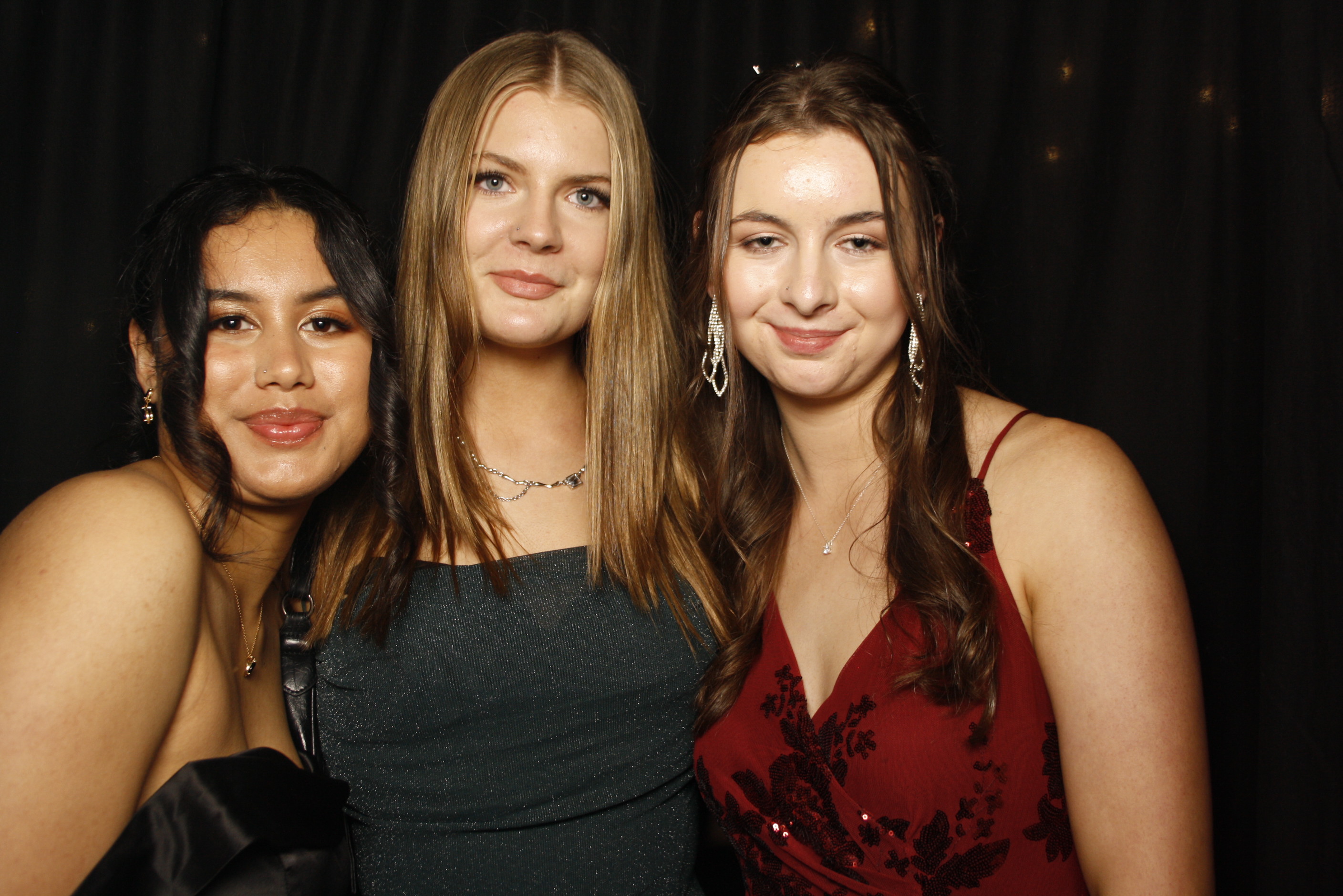 Kuranui College Ball | View more photos from the event at wgtngallery.classicphotobooths.co.nz/u/wgtncpbgallery/Kuranui-College-Ball