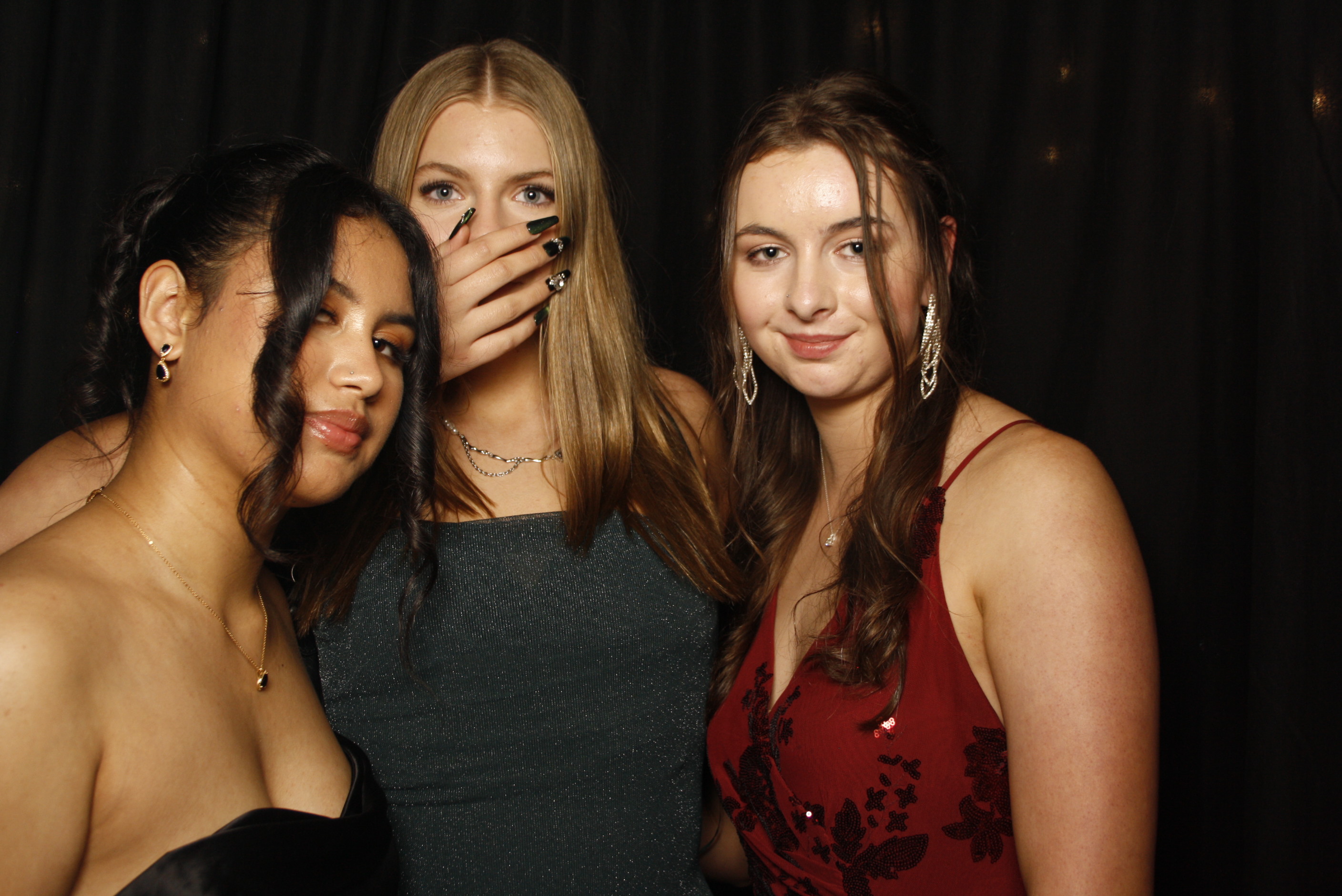 Kuranui College Ball | View more photos from the event at wgtngallery.classicphotobooths.co.nz/u/wgtncpbgallery/Kuranui-College-Ball