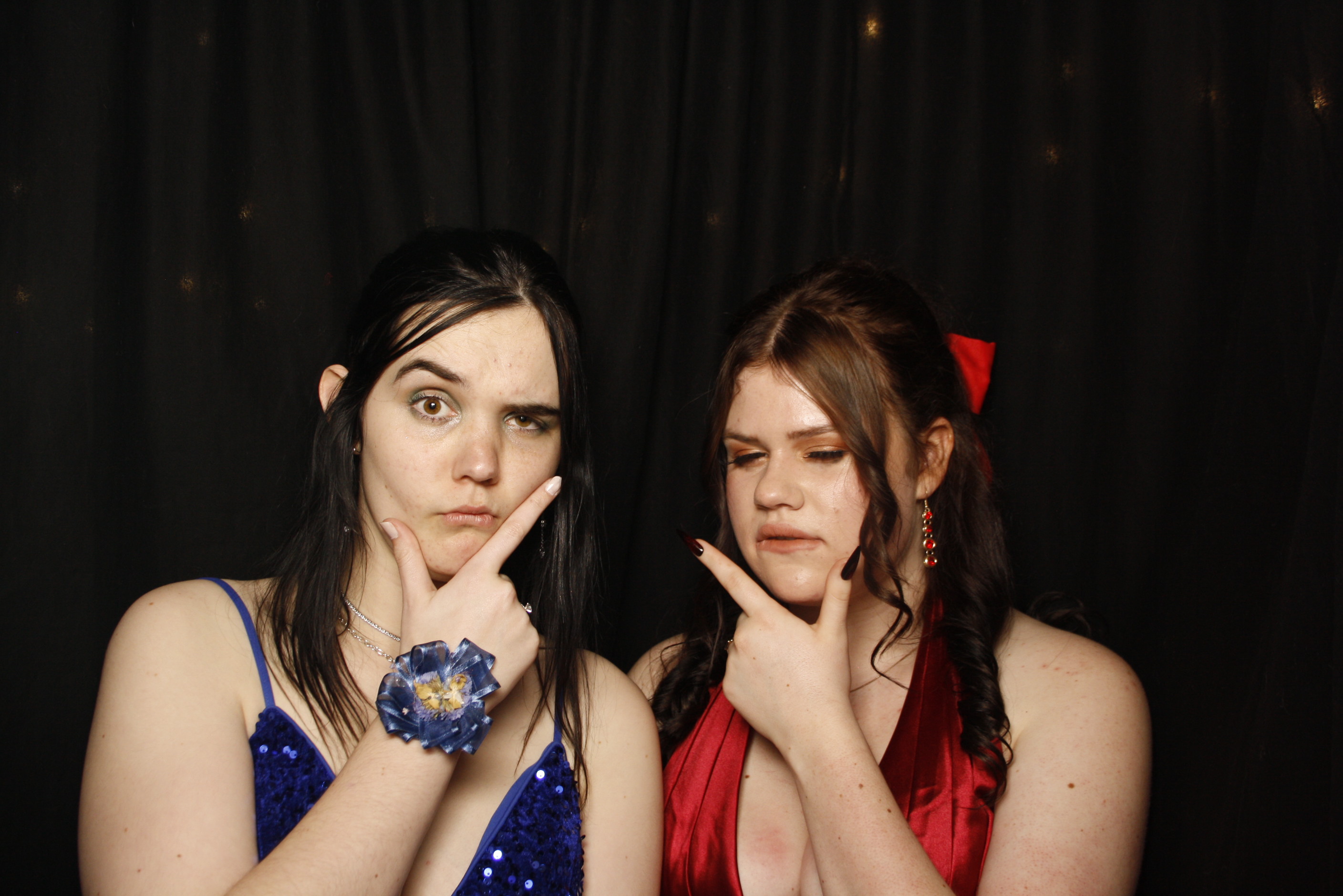 Kuranui College Ball | View more photos from the event at wgtngallery.classicphotobooths.co.nz/u/wgtncpbgallery/Kuranui-College-Ball