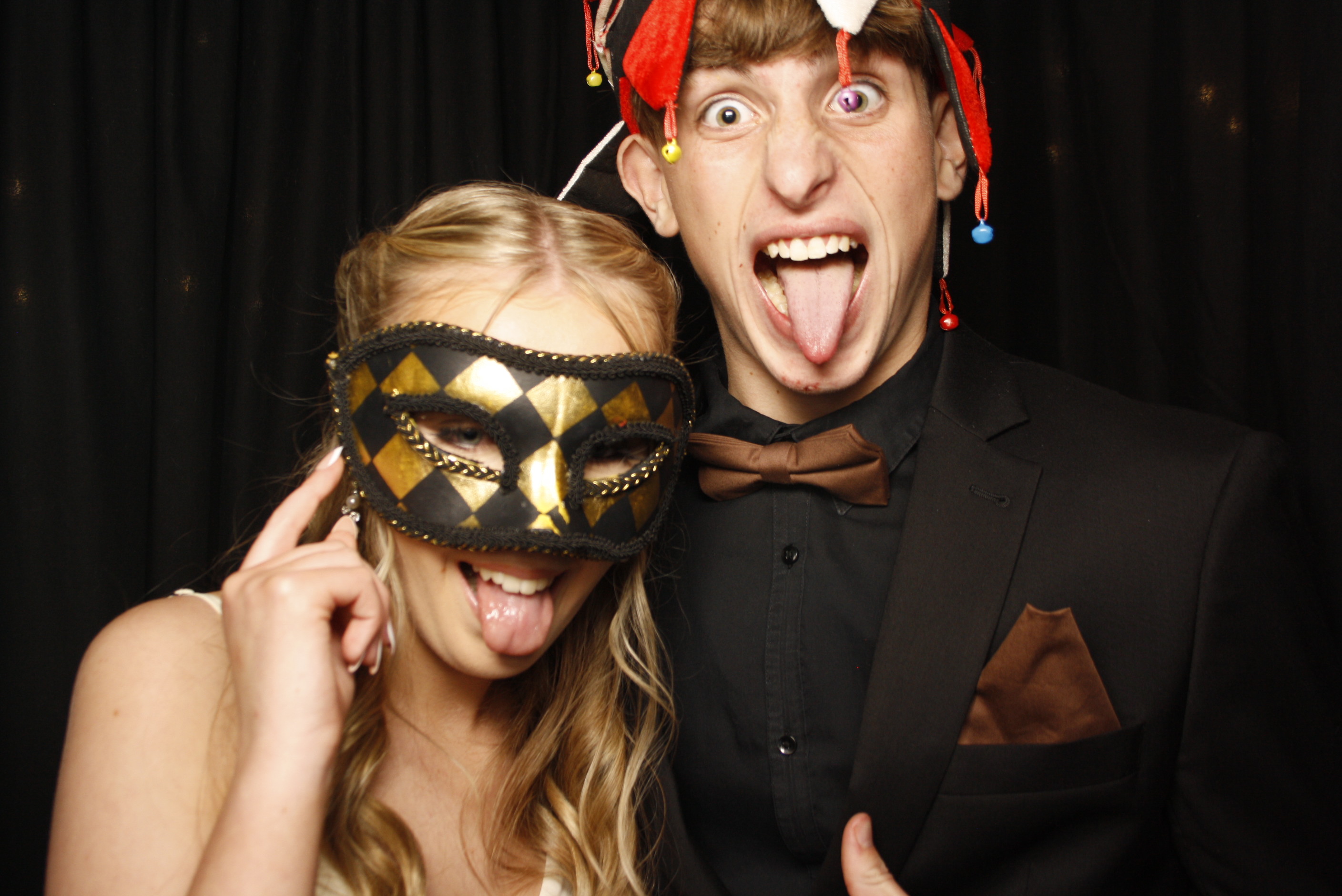Kuranui College Ball | View more photos from the event at wgtngallery.classicphotobooths.co.nz/u/wgtncpbgallery/Kuranui-College-Ball
