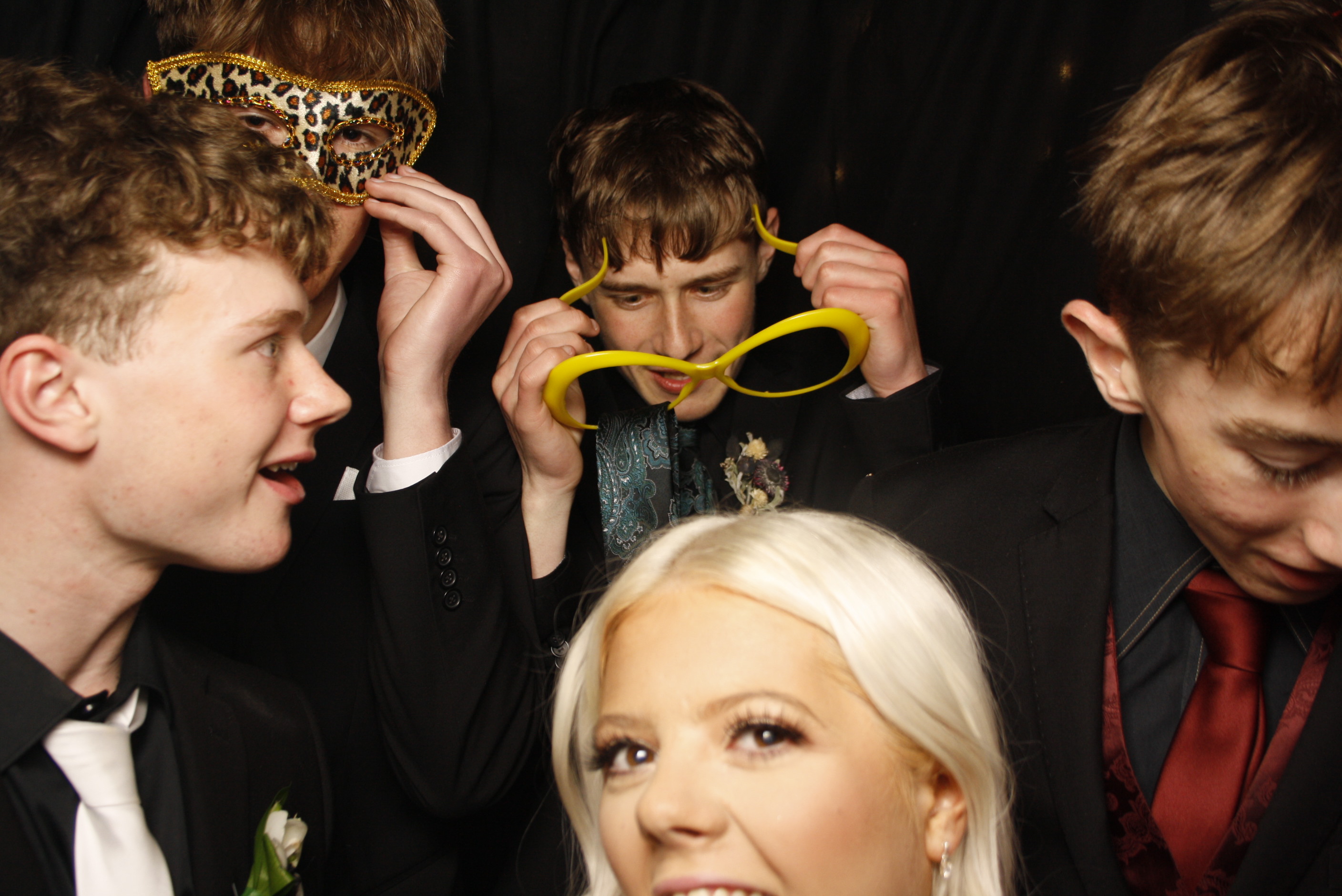 Kuranui College Ball | View more photos from the event at wgtngallery.classicphotobooths.co.nz/u/wgtncpbgallery/Kuranui-College-Ball