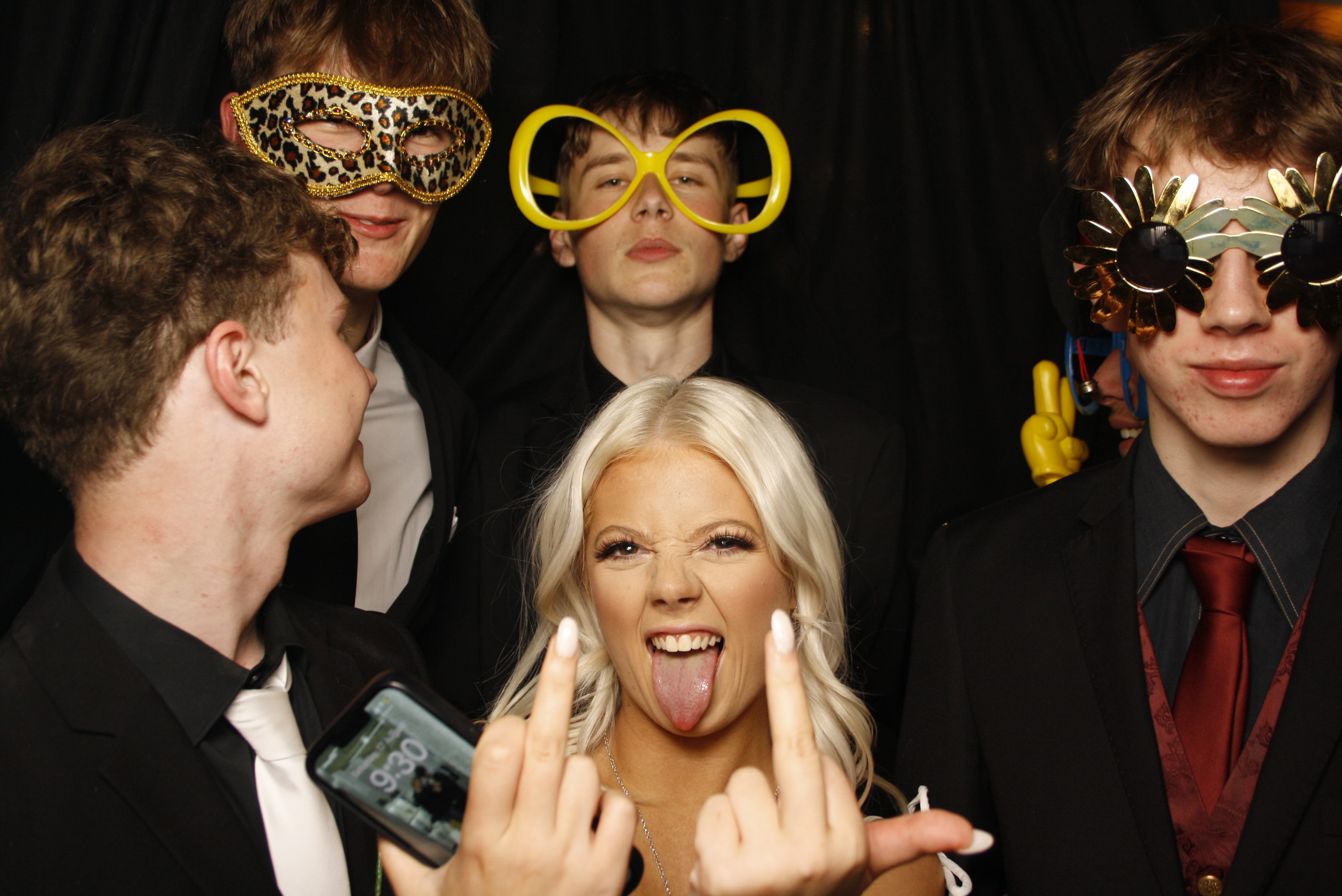 Kuranui College Ball | View more photos from the event at wgtngallery.classicphotobooths.co.nz/u/wgtncpbgallery/Kuranui-College-Ball