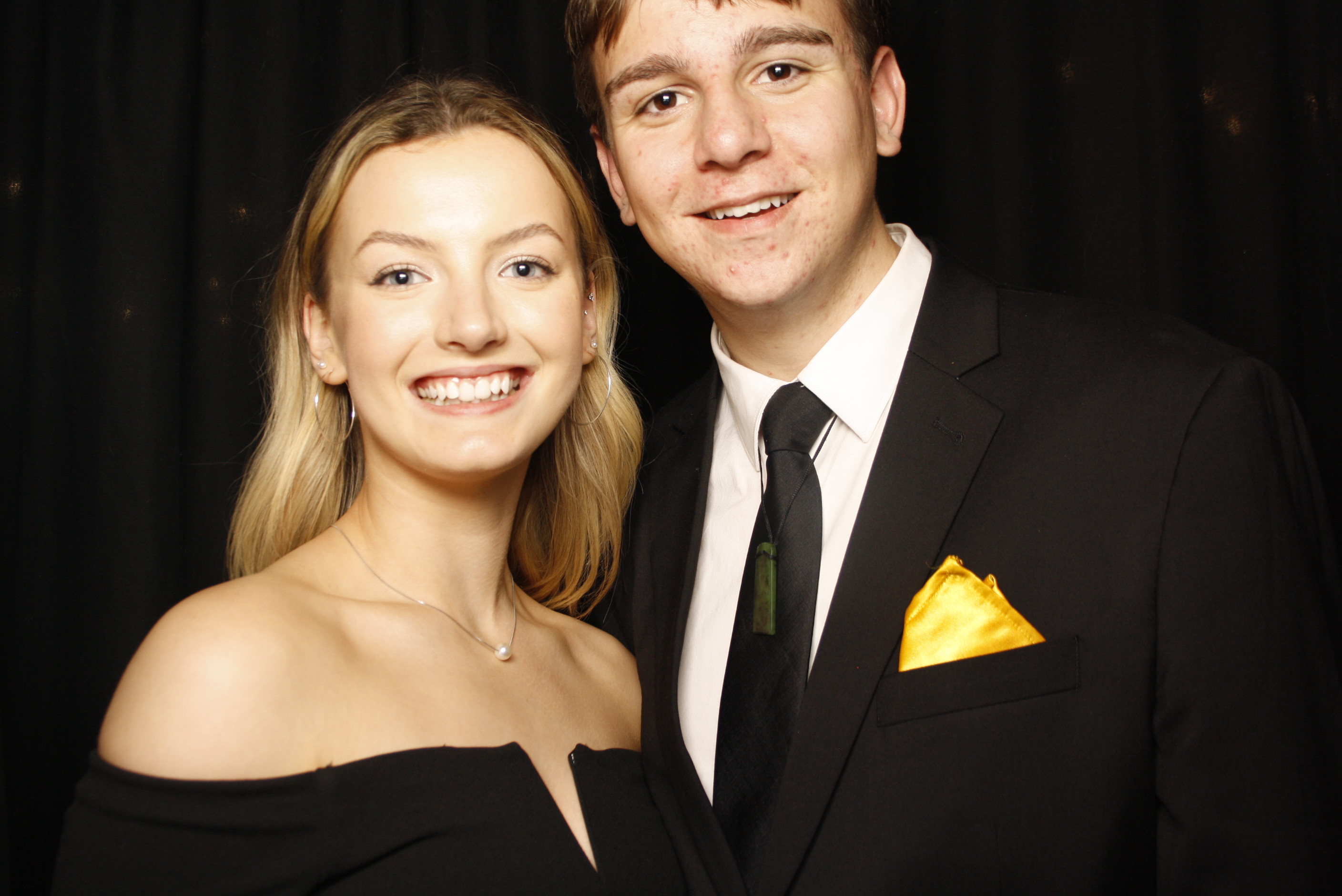 Kuranui College Ball | View more photos from the event at wgtngallery.classicphotobooths.co.nz/u/wgtncpbgallery/Kuranui-College-Ball