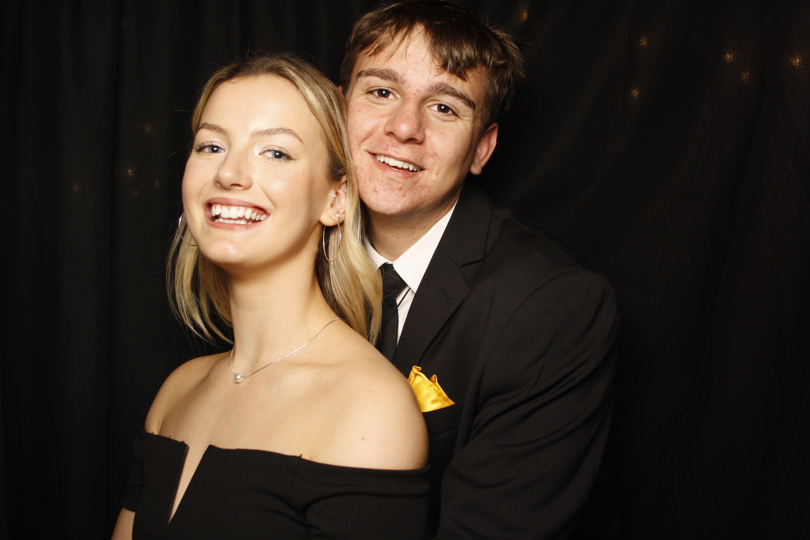 Kuranui College Ball | View more photos from the event at wgtngallery.classicphotobooths.co.nz/u/wgtncpbgallery/Kuranui-College-Ball