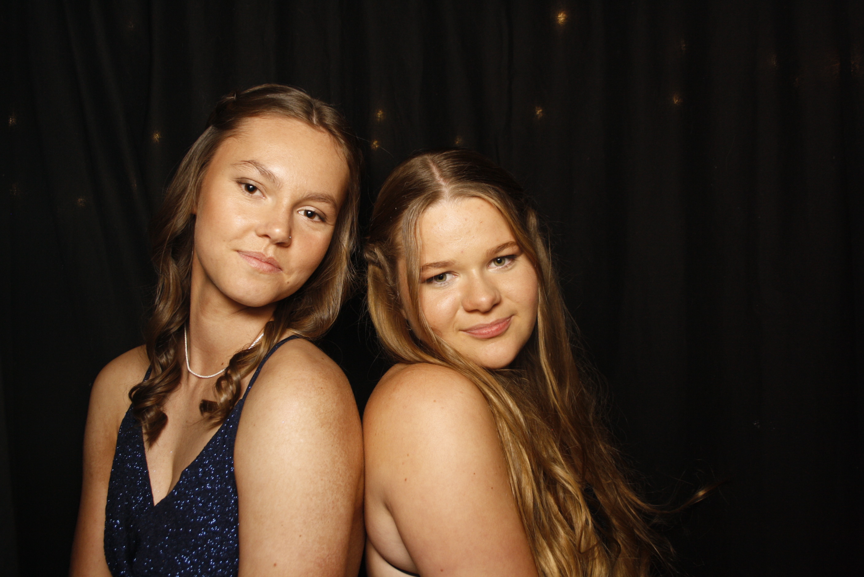 Kuranui College Ball | View more photos from the event at wgtngallery.classicphotobooths.co.nz/u/wgtncpbgallery/Kuranui-College-Ball