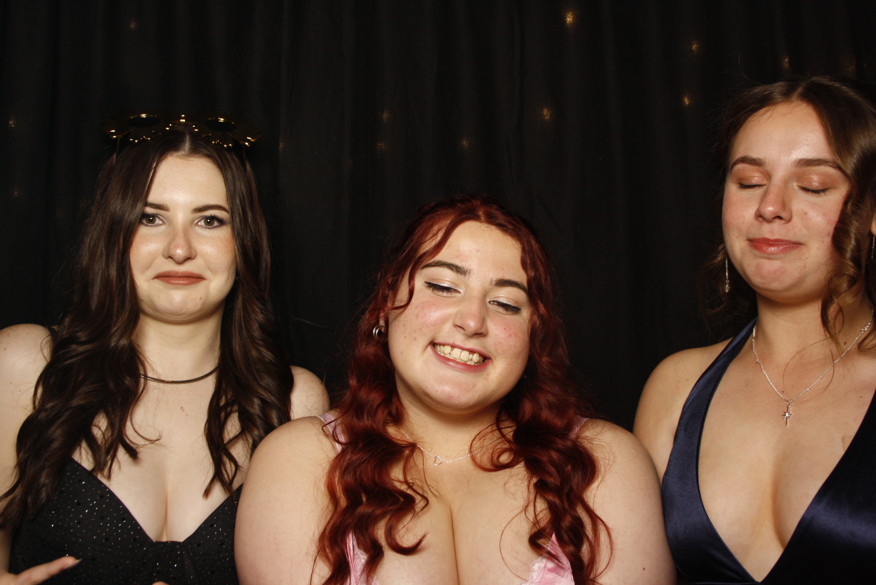 Kuranui College Ball | View more photos from the event at wgtngallery.classicphotobooths.co.nz/u/wgtncpbgallery/Kuranui-College-Ball